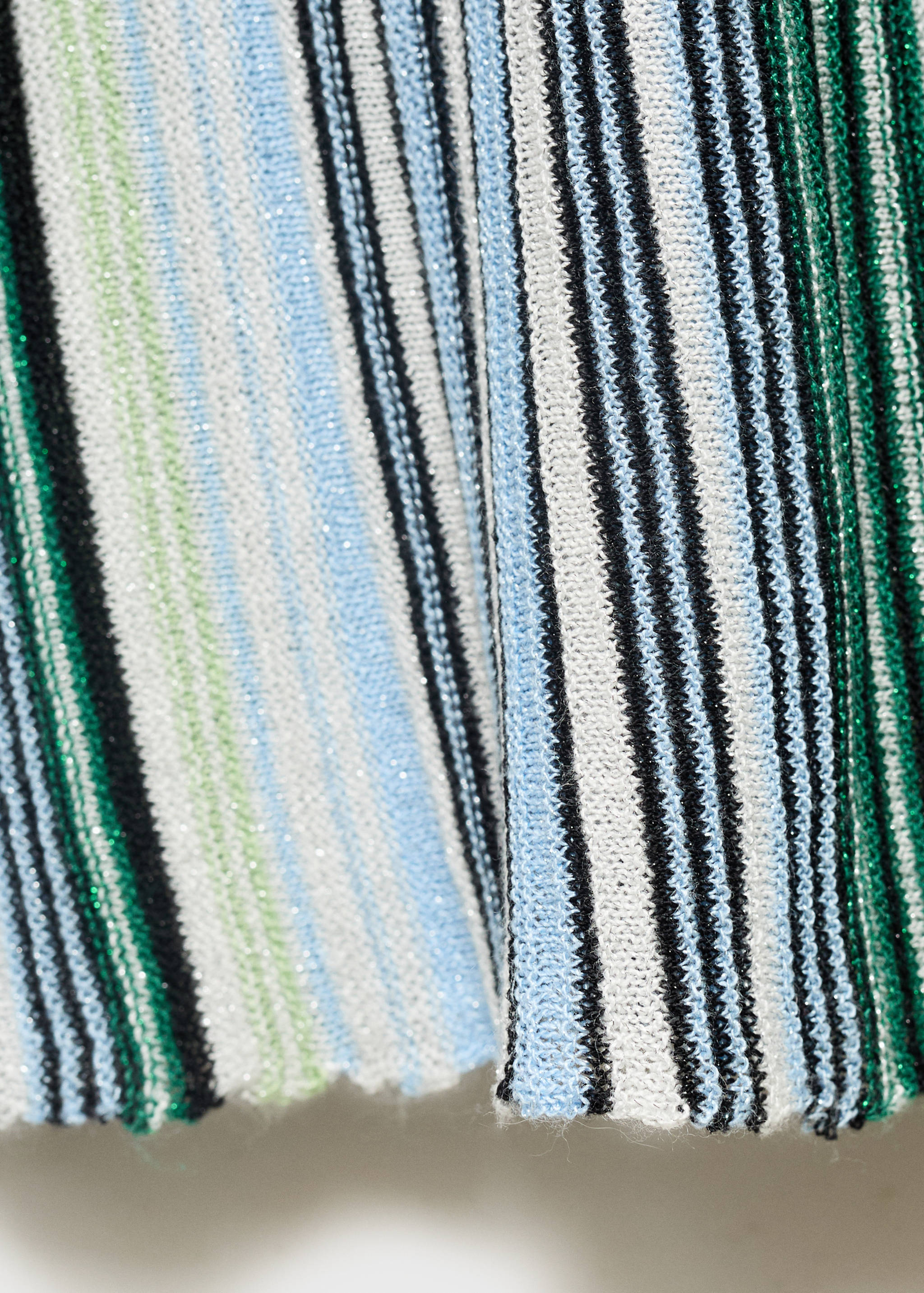 Sukienka w tkane paski - Szczegóły artykułu 0