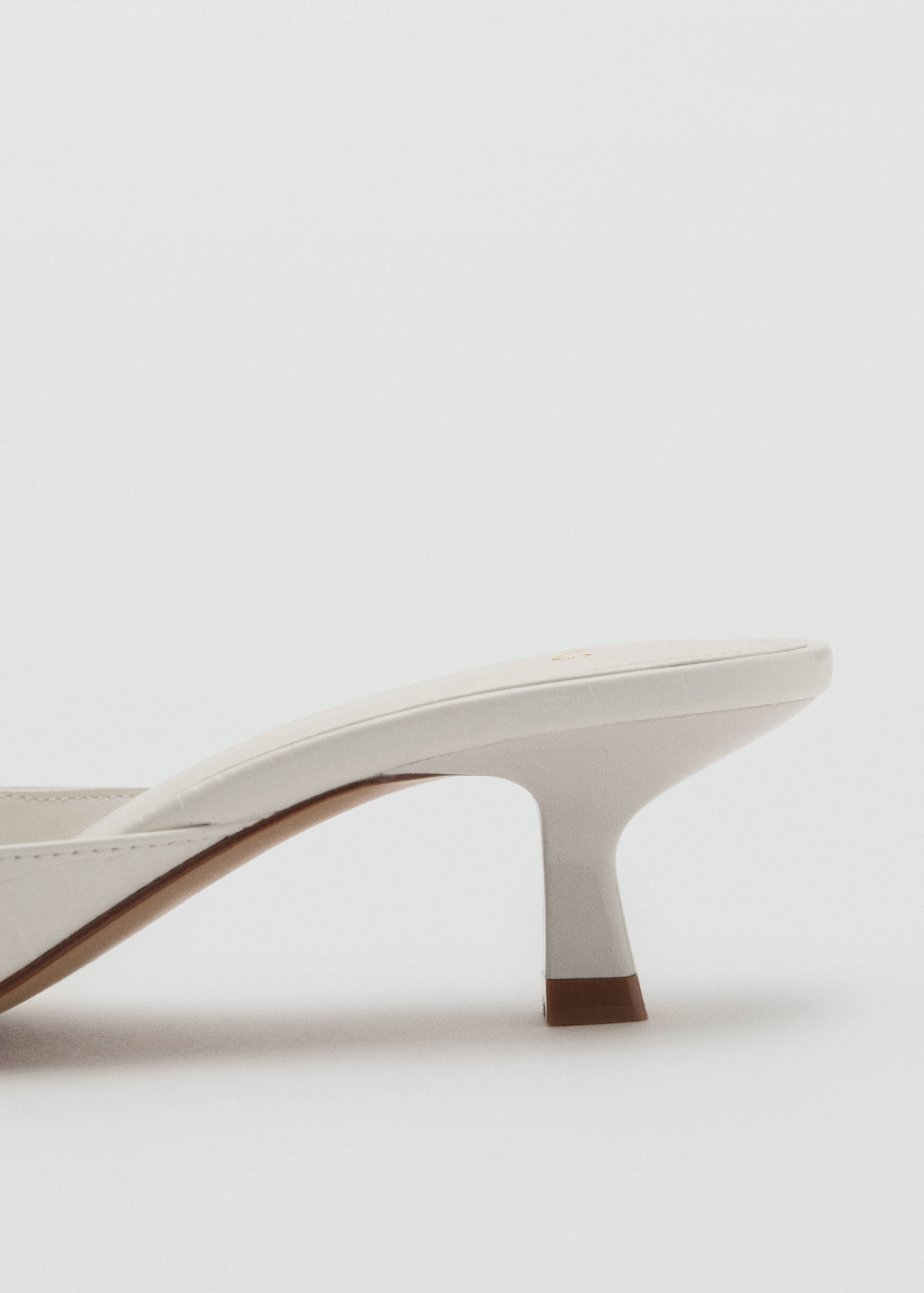 Kitten heel sandals - Details of the article 1