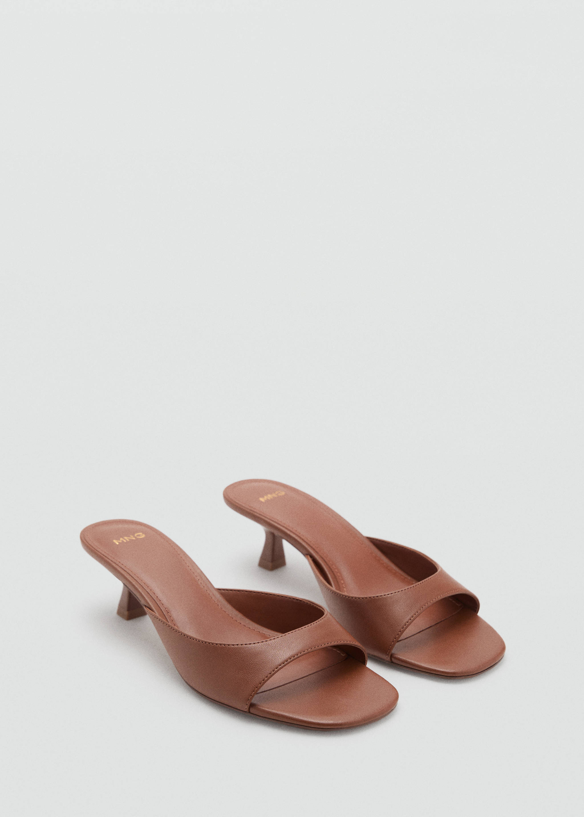 Kitten heel sandals - Medium plane