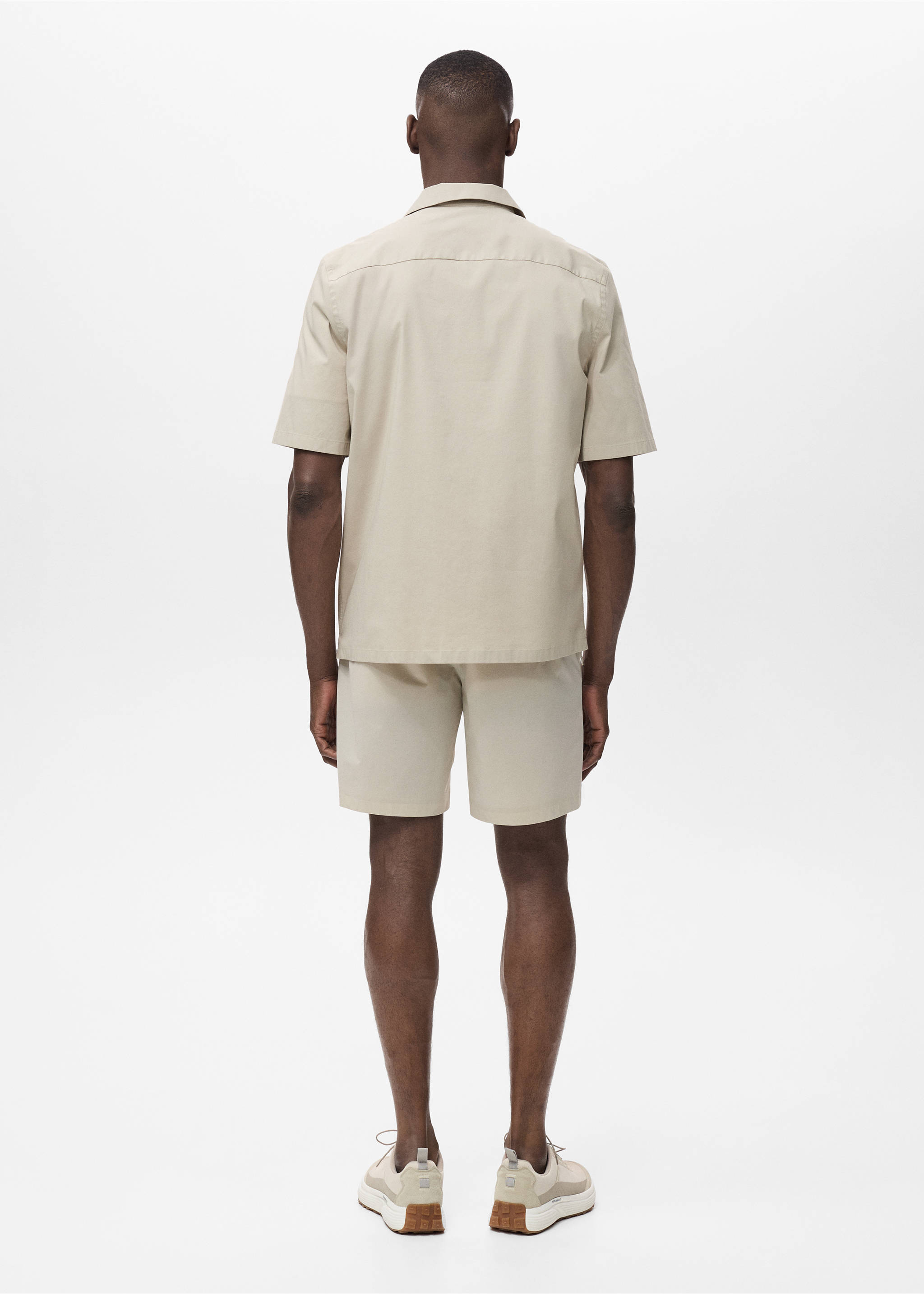Camisa regular fit bolsillo - Reverso del artículo, Beige. Ref: 17091132-00.