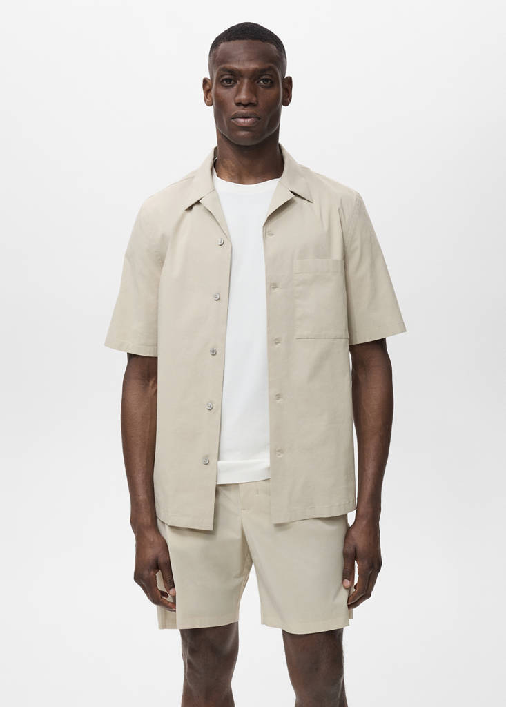 Regular-fit shirt with chest pocket — Beige
