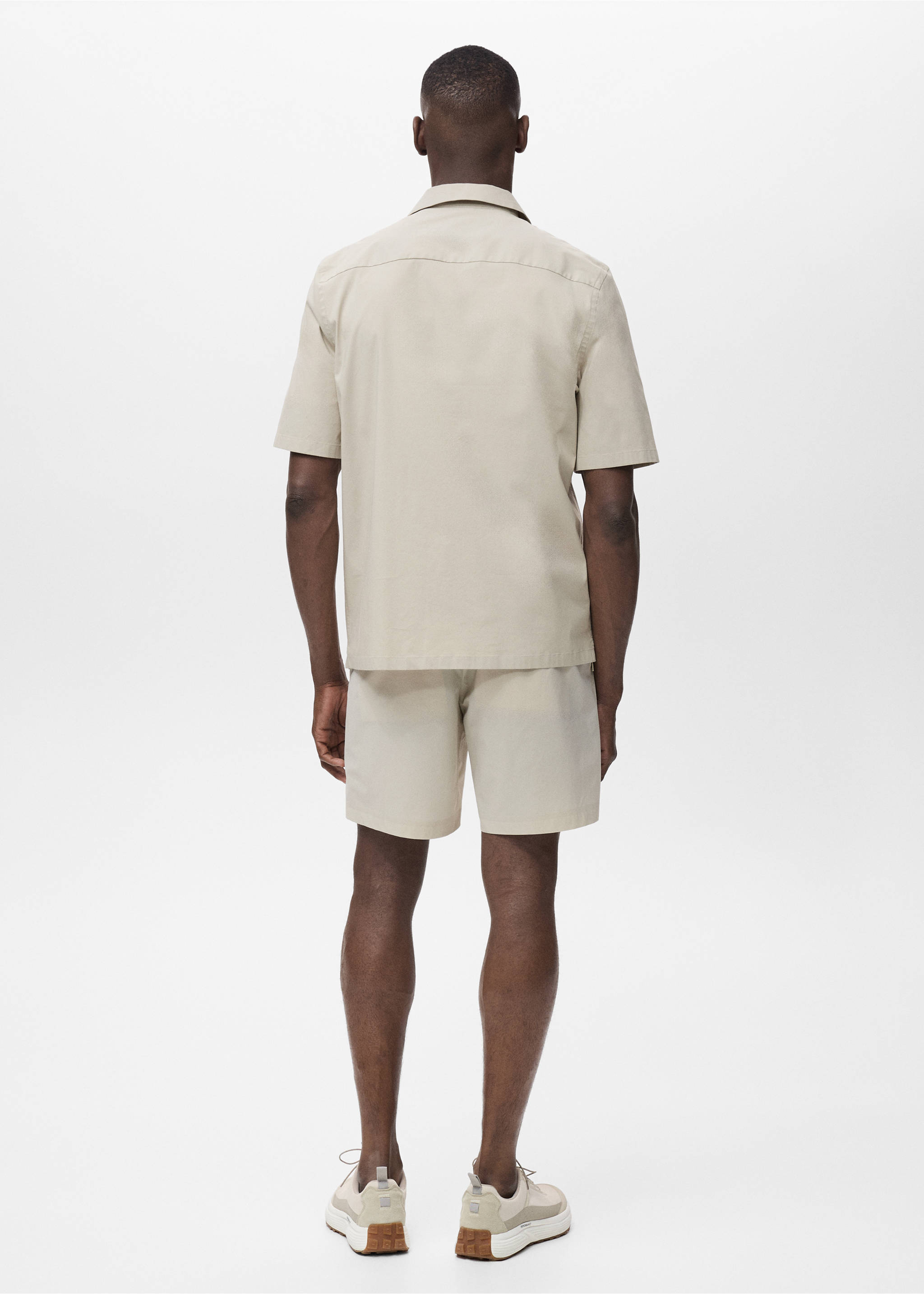 Water-repellent bermuda shorts - Reverse of the article, Beige. Ref: 17091136-00.