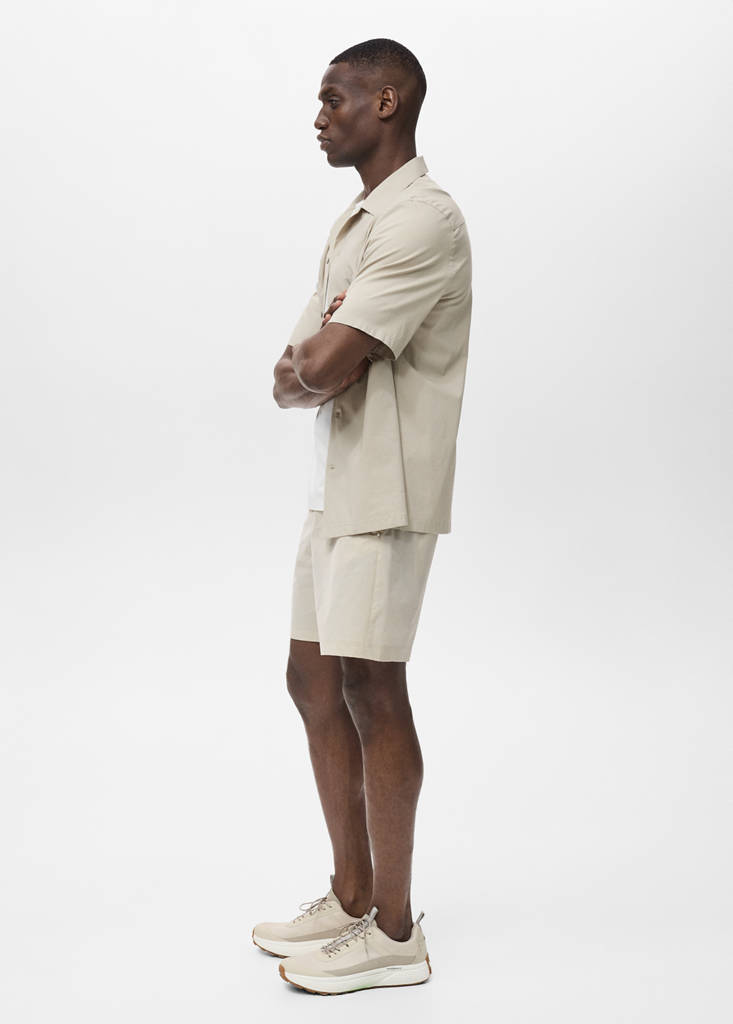 Water-repellent bermuda shorts — Beige