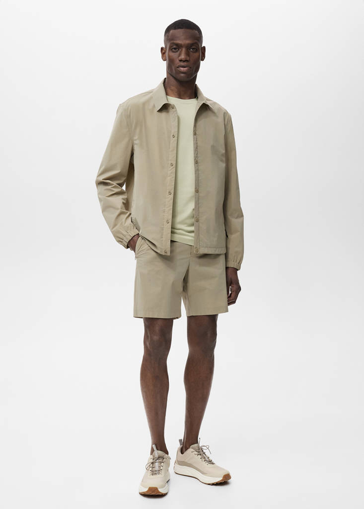 Water-repellent bermuda shorts — Khaki
