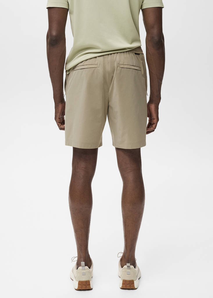 Water-repellent bermuda shorts — Khaki