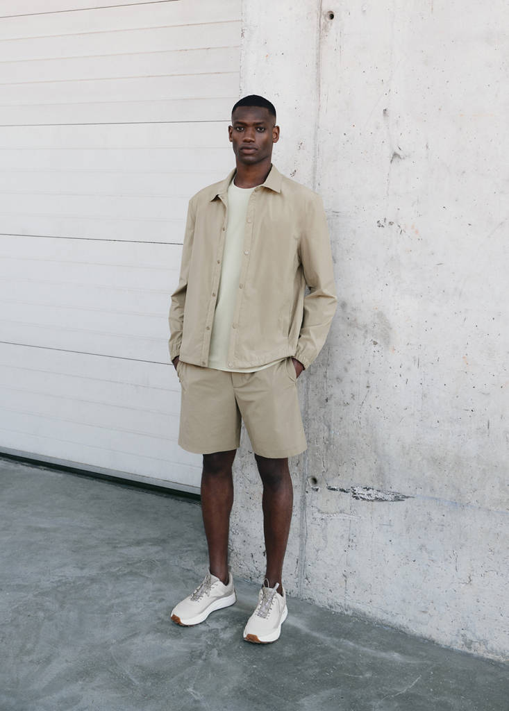 Water-repellent bermuda shorts — Khaki