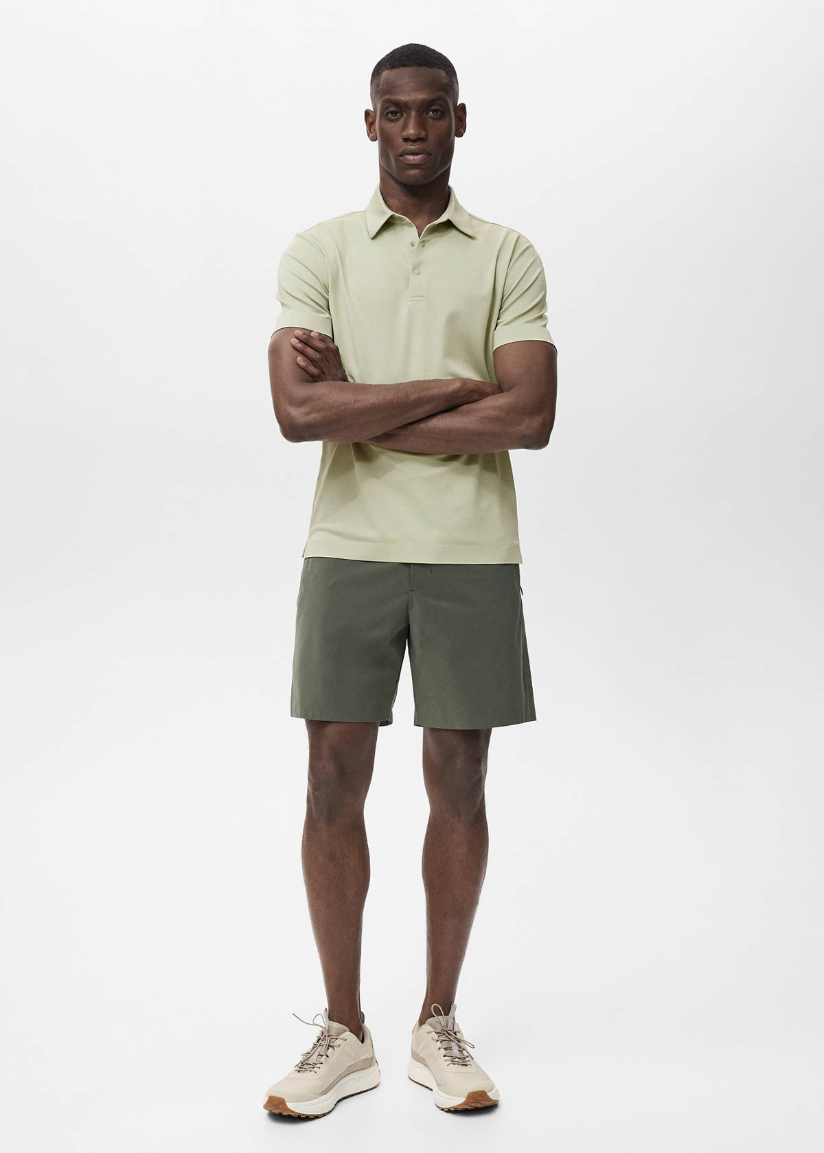 Water-repellent bermuda shorts — Medium Green