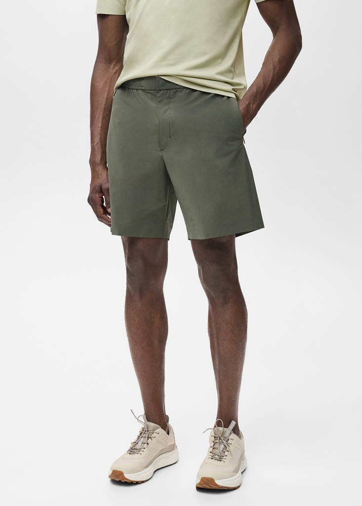 Water-repellent bermuda shorts — Medium Green