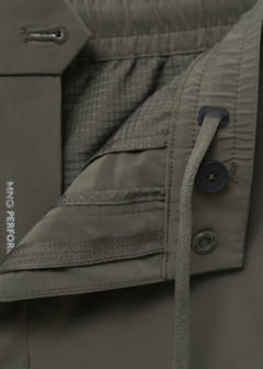 Water-repellent bermuda shorts — Medium Green 8