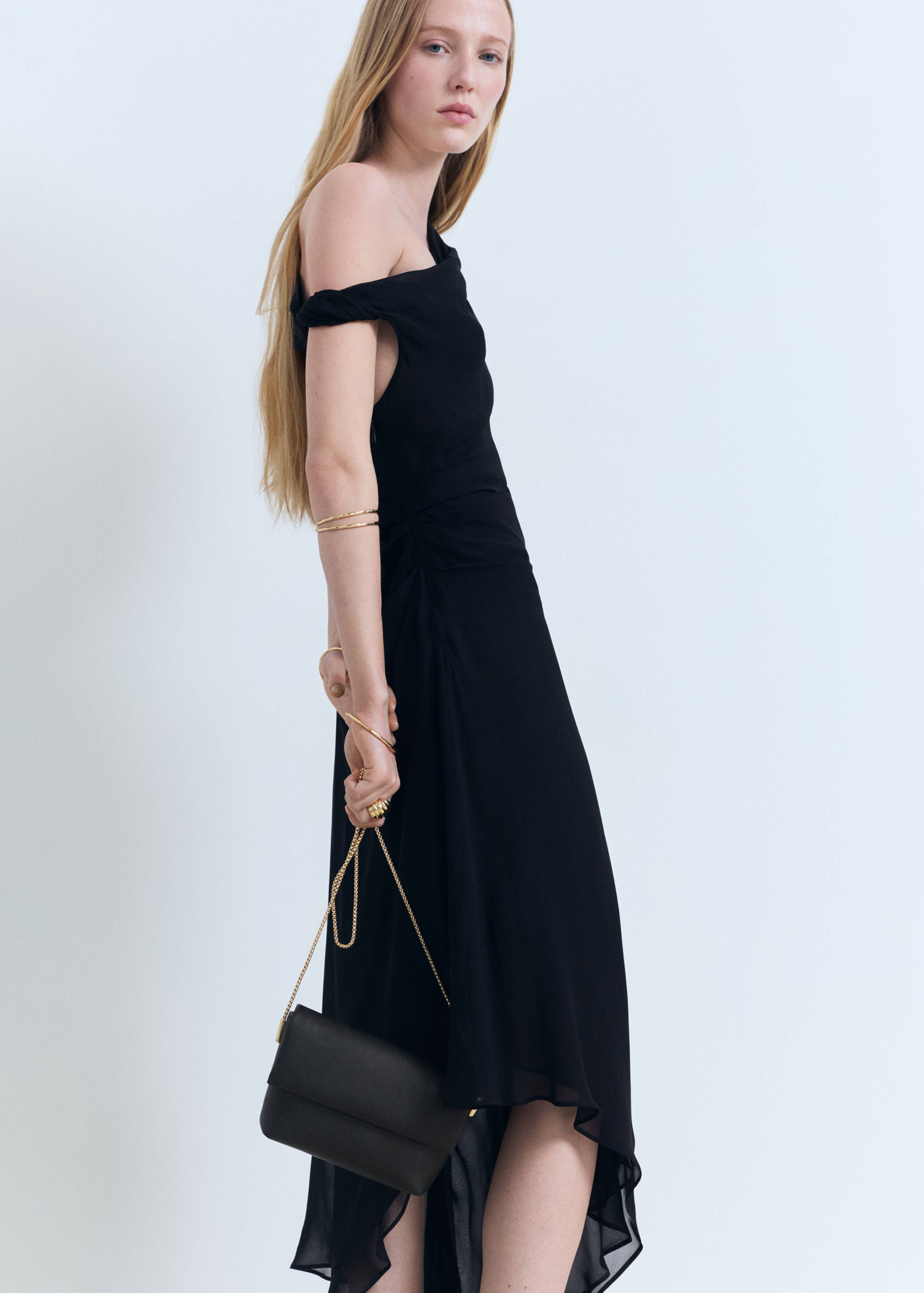 Crossbody envelope-style bag - Details of the article 9