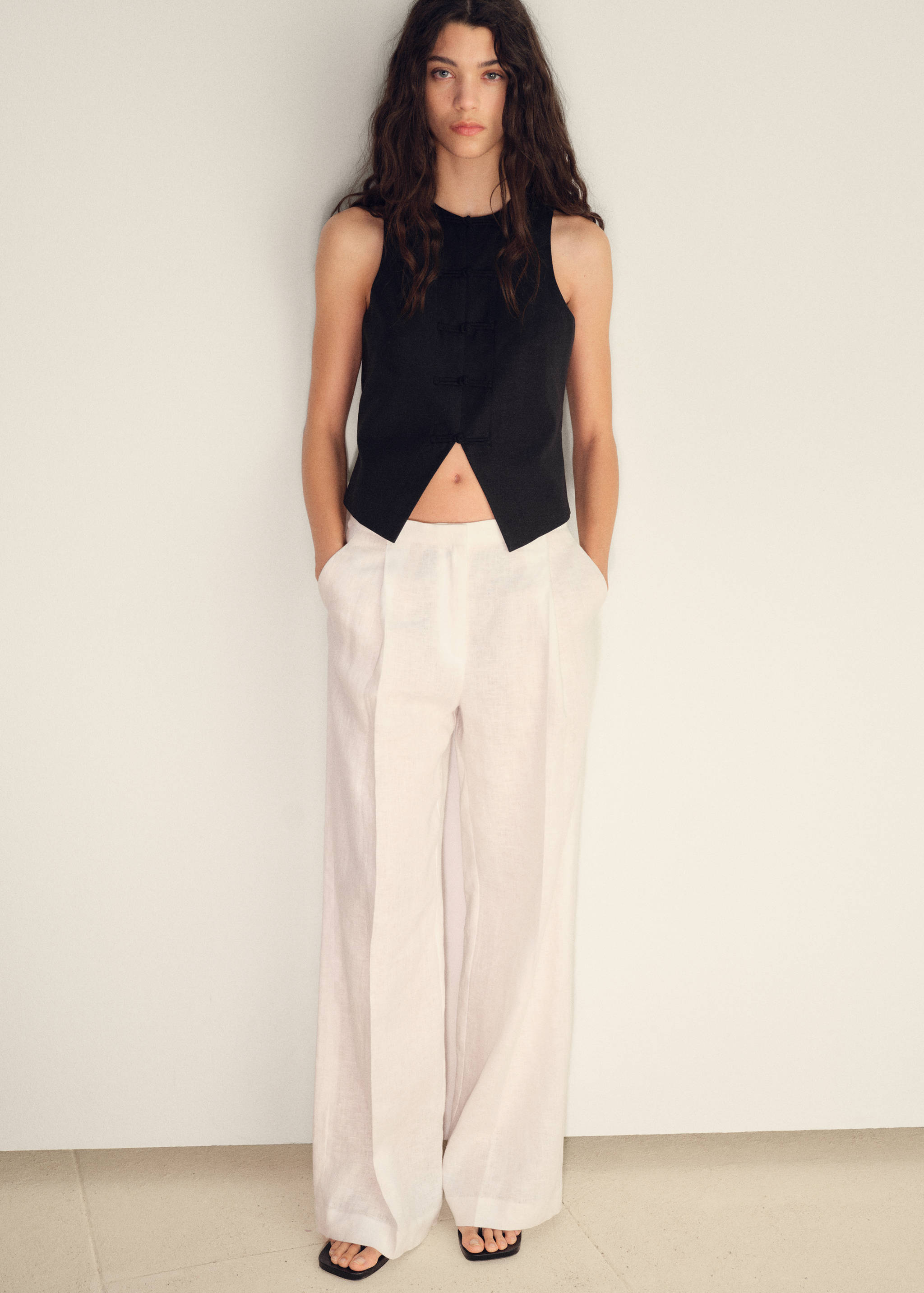 Linen-blend suit waistcoat - Details of the article 6