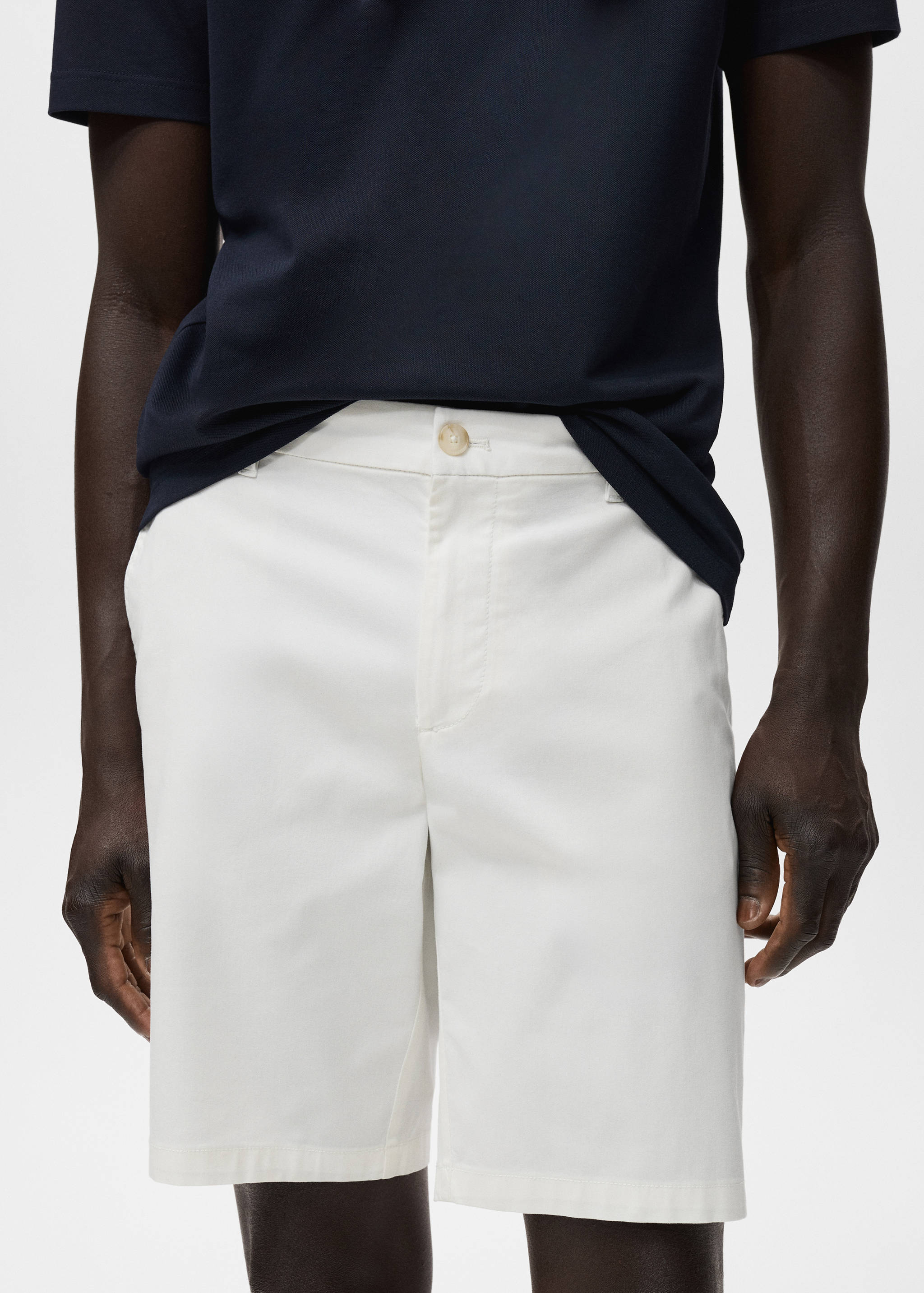 Slim-fit chino cotton bermuda shorts - Details of the article 1