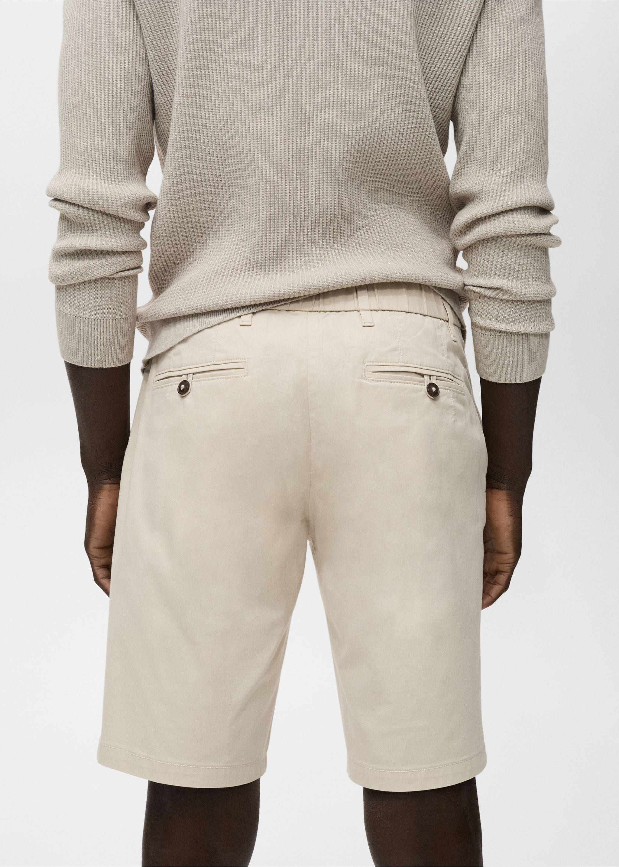 Slim-fit chino cotton bermuda shorts - Details of the article 3, Beige. Ref: 17091141-00.
