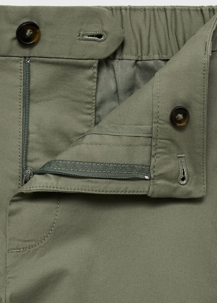 Slim-fit chino cotton bermuda shorts — Mint Green