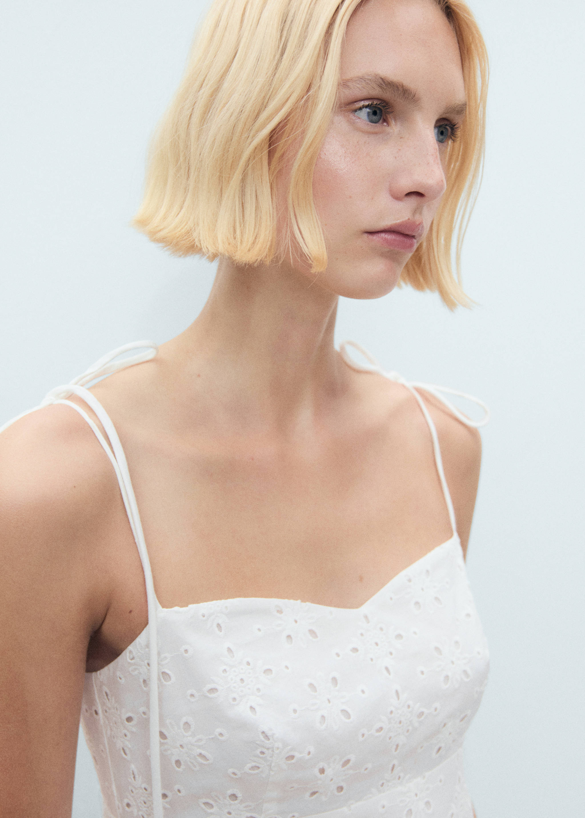 Die-cut midi-dress - Details of the article 1