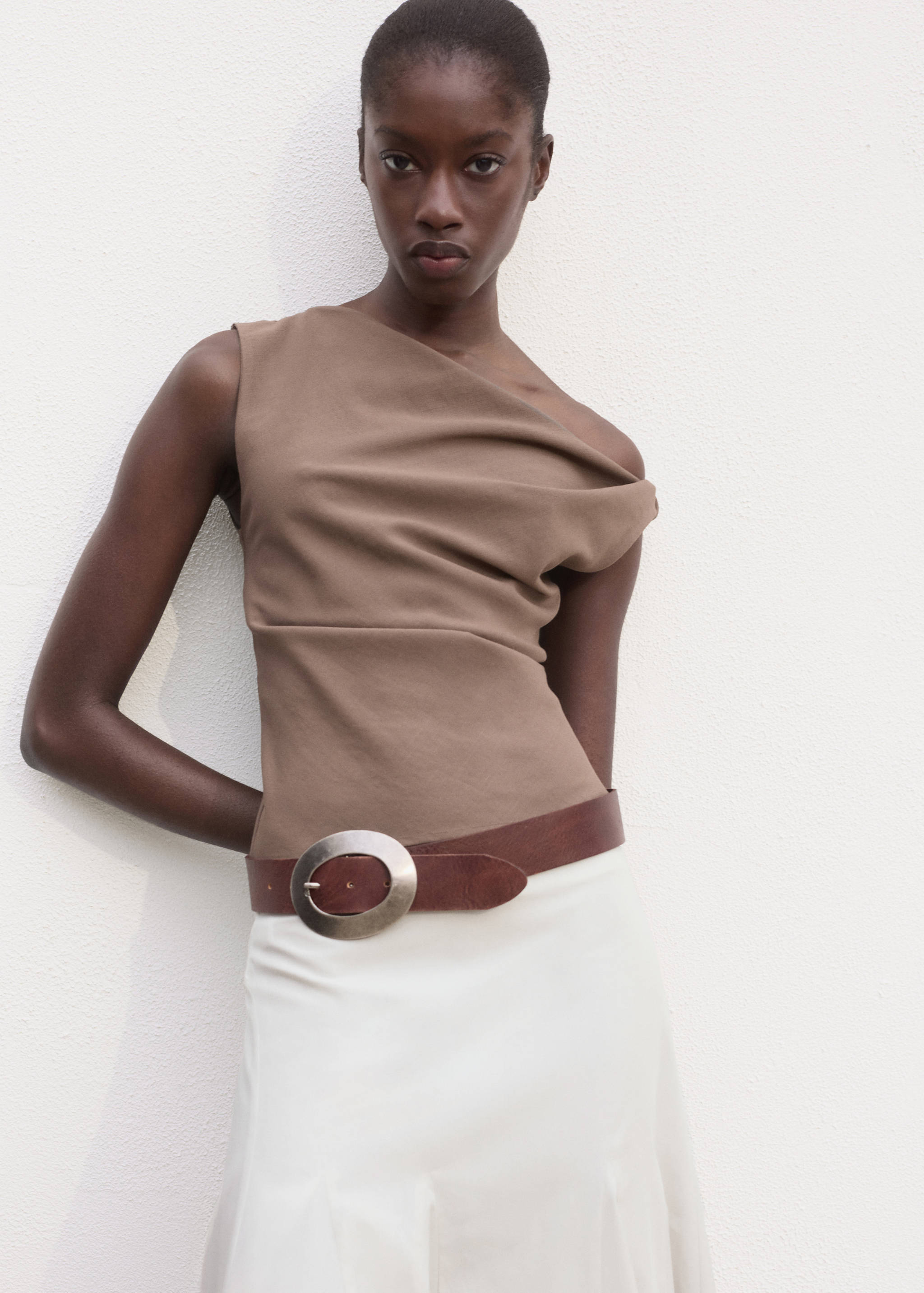 Pleated midi-skirt - Details of the article 1