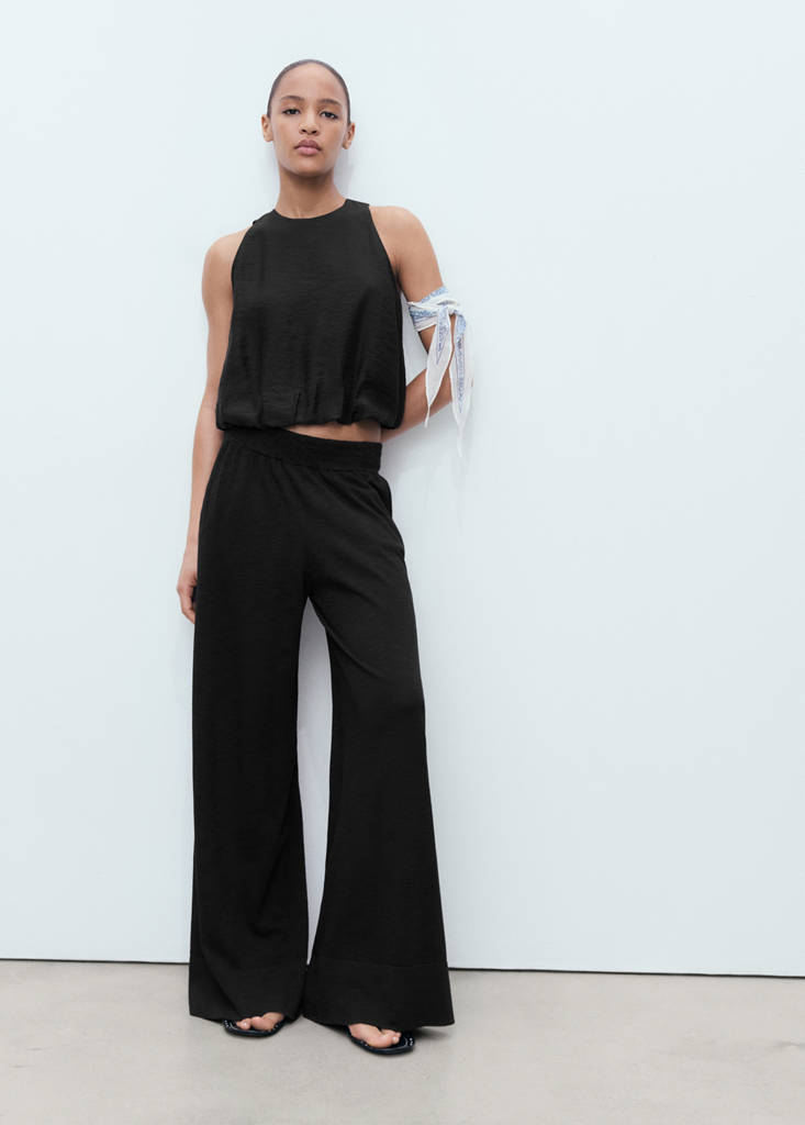 Fine-knit straight-fit trousers — Black