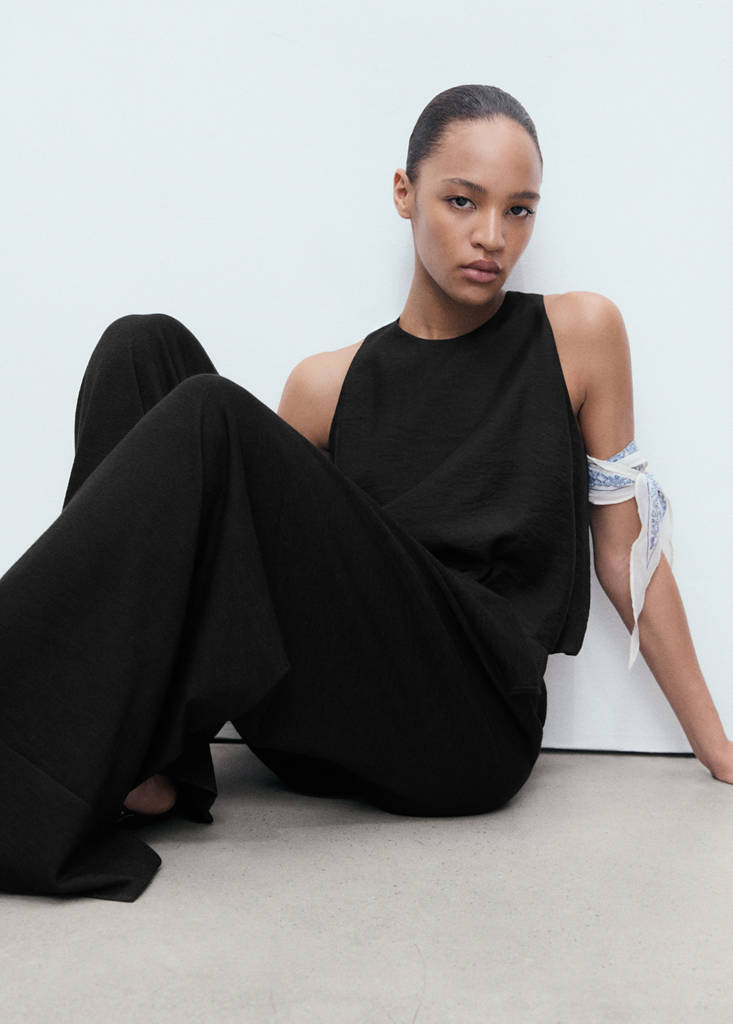 Fine-knit straight-fit trousers — Black