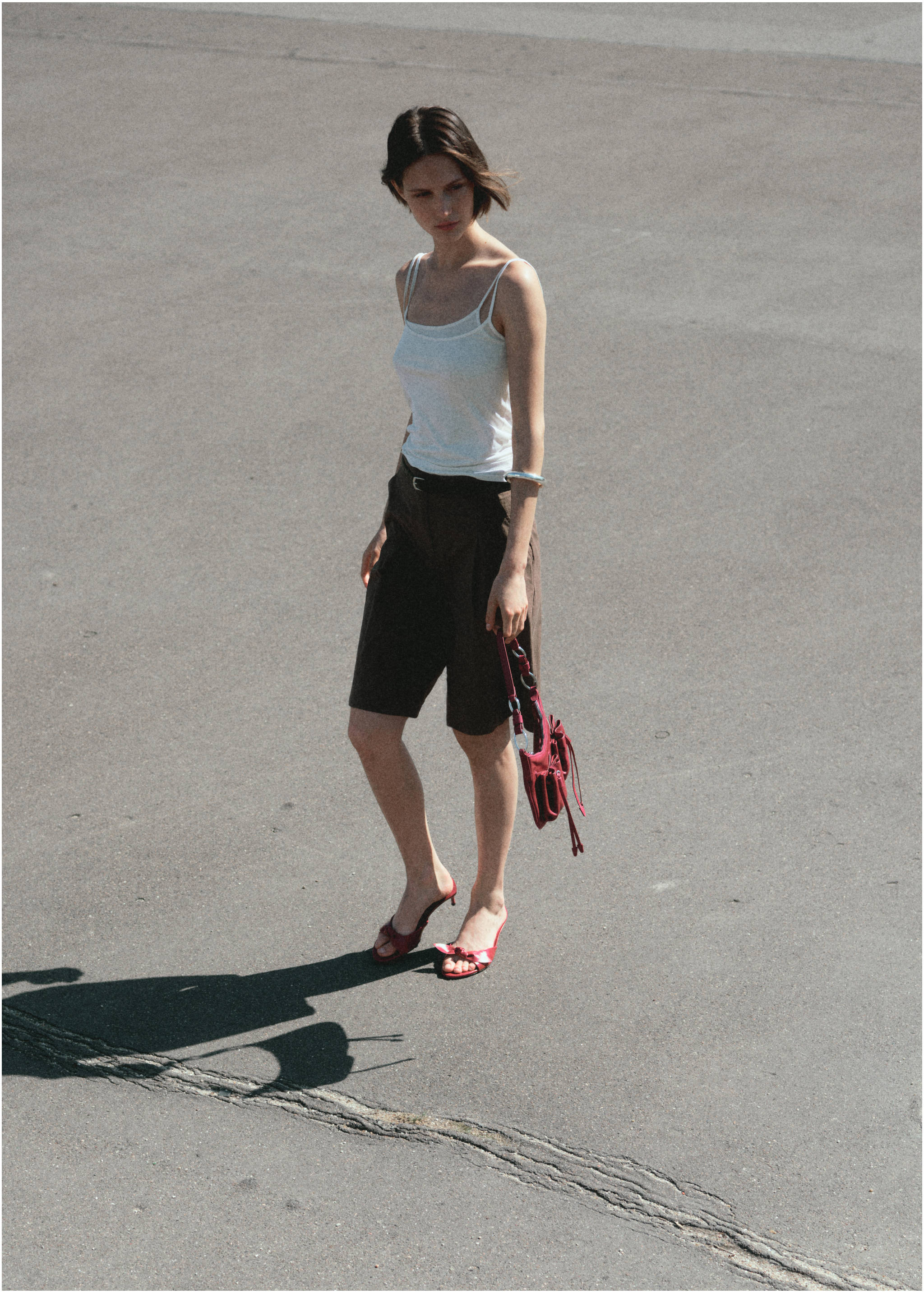 Cotton suit bermuda shorts - Details of the article 6, Brown. Ref: 17091187-00.