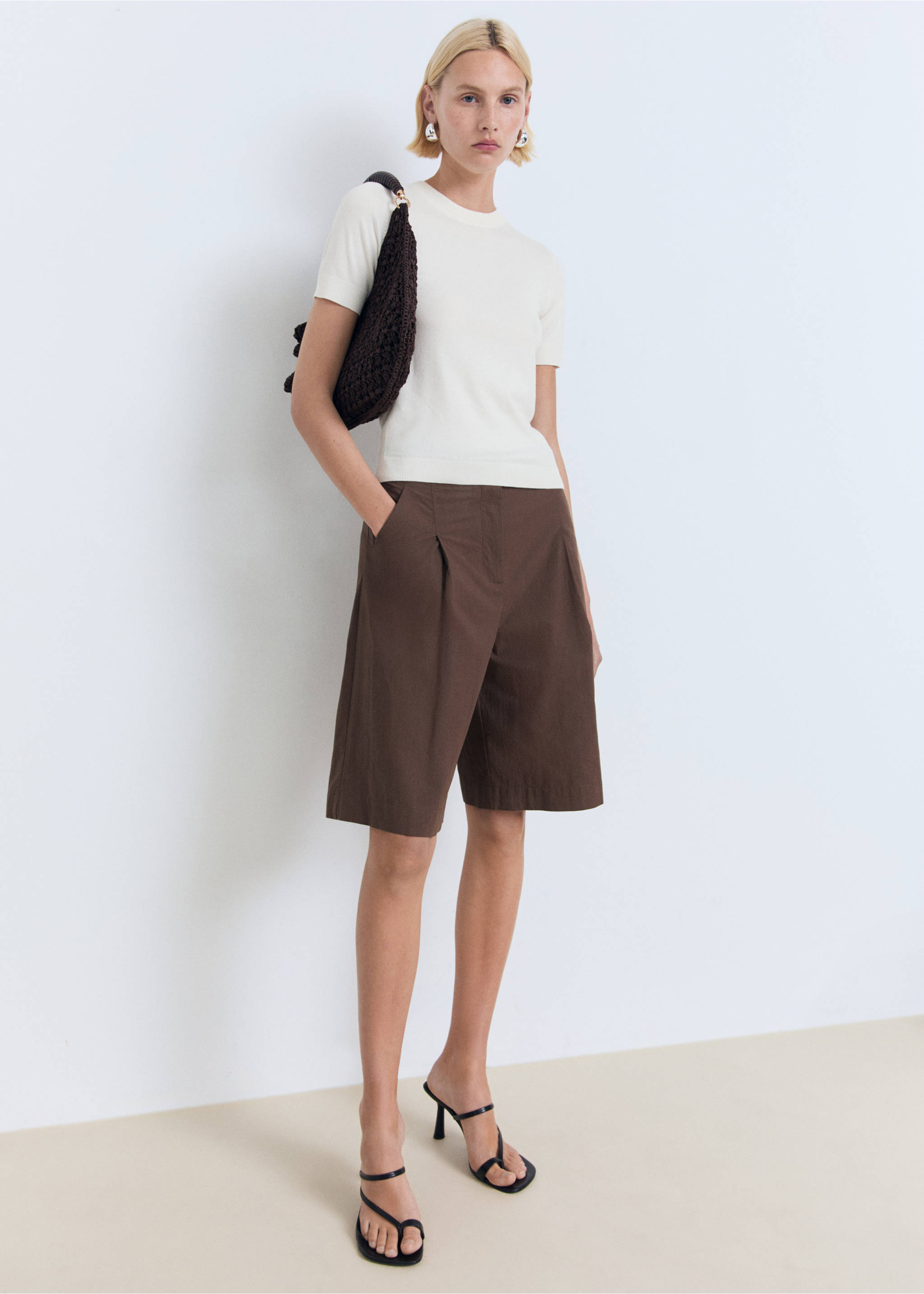 Short-sleeved fine-knit sweater - General plane, Ecru. Ref: 17091198-00.