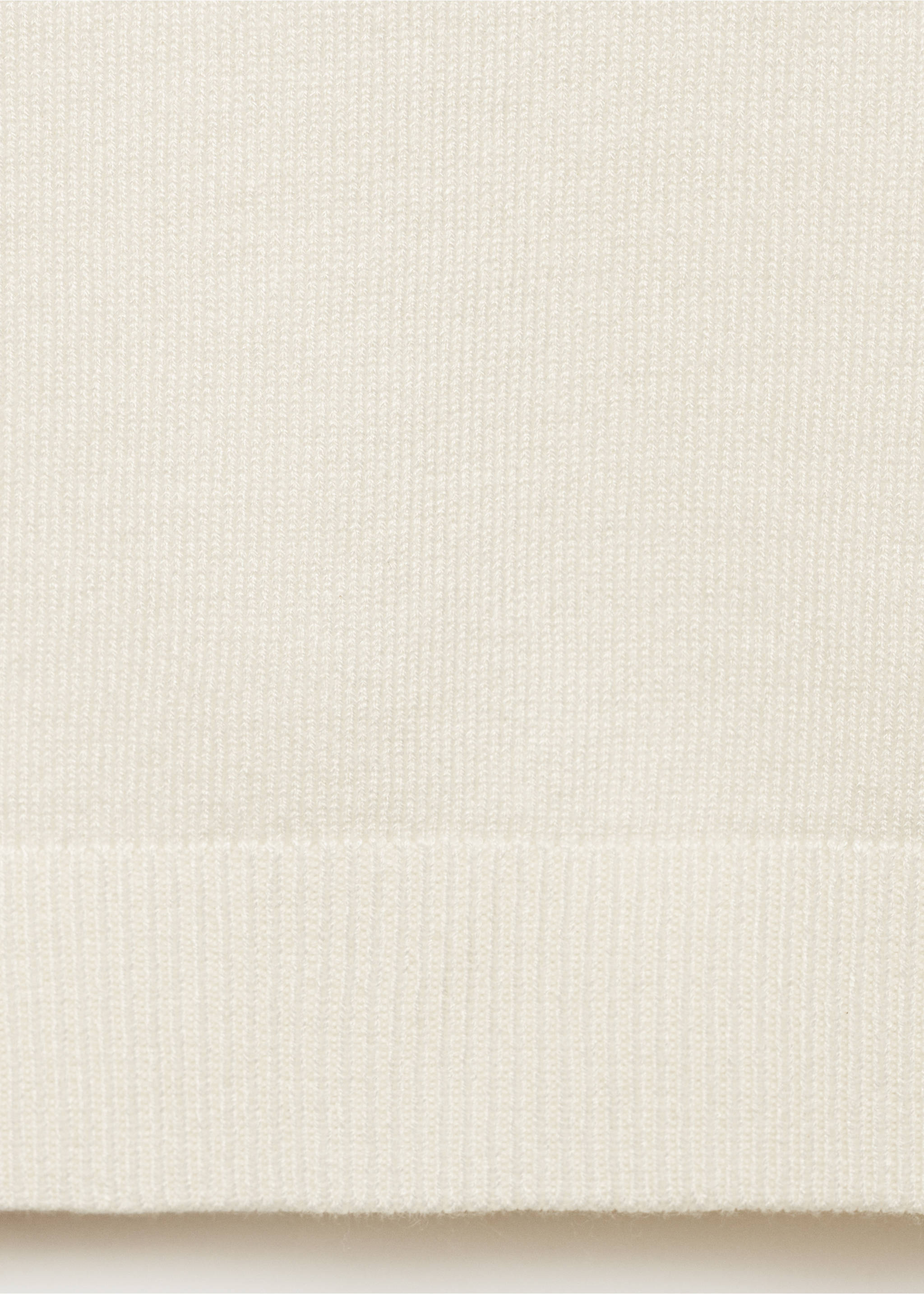 Short-sleeved fine-knit sweater - Details of the article 8, Ecru. Ref: 17091198-00.