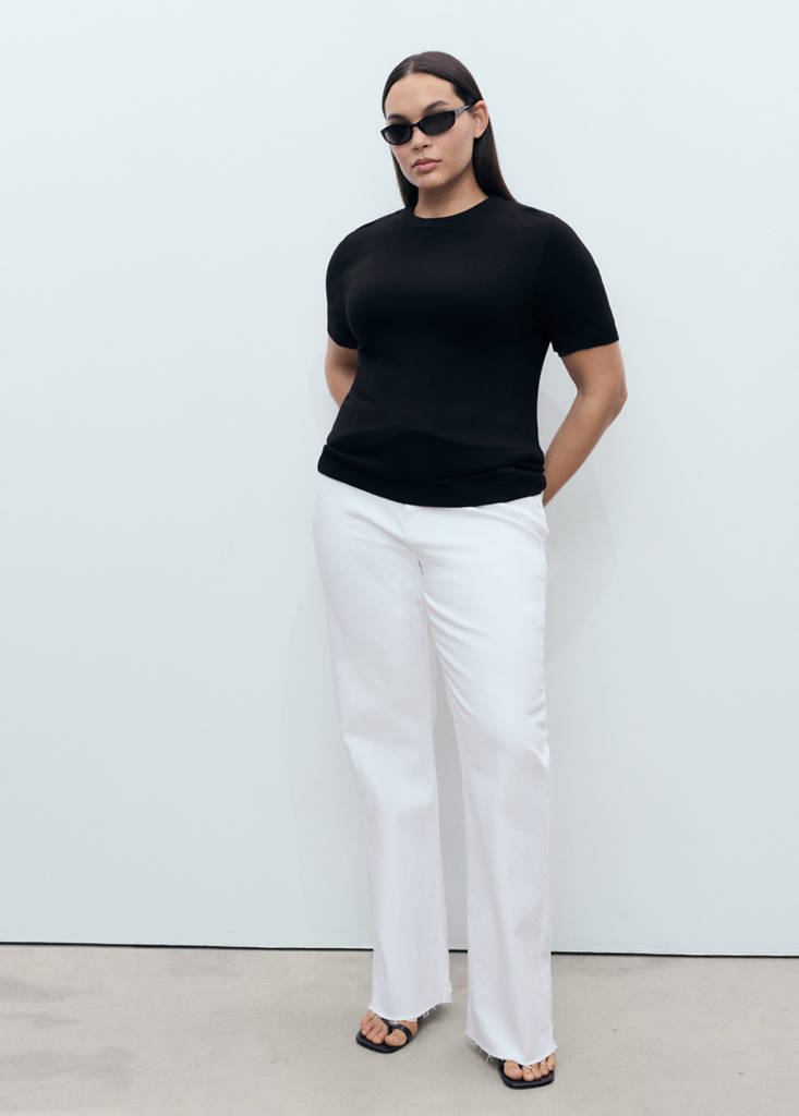 Short-sleeved fine-knit sweater — Black