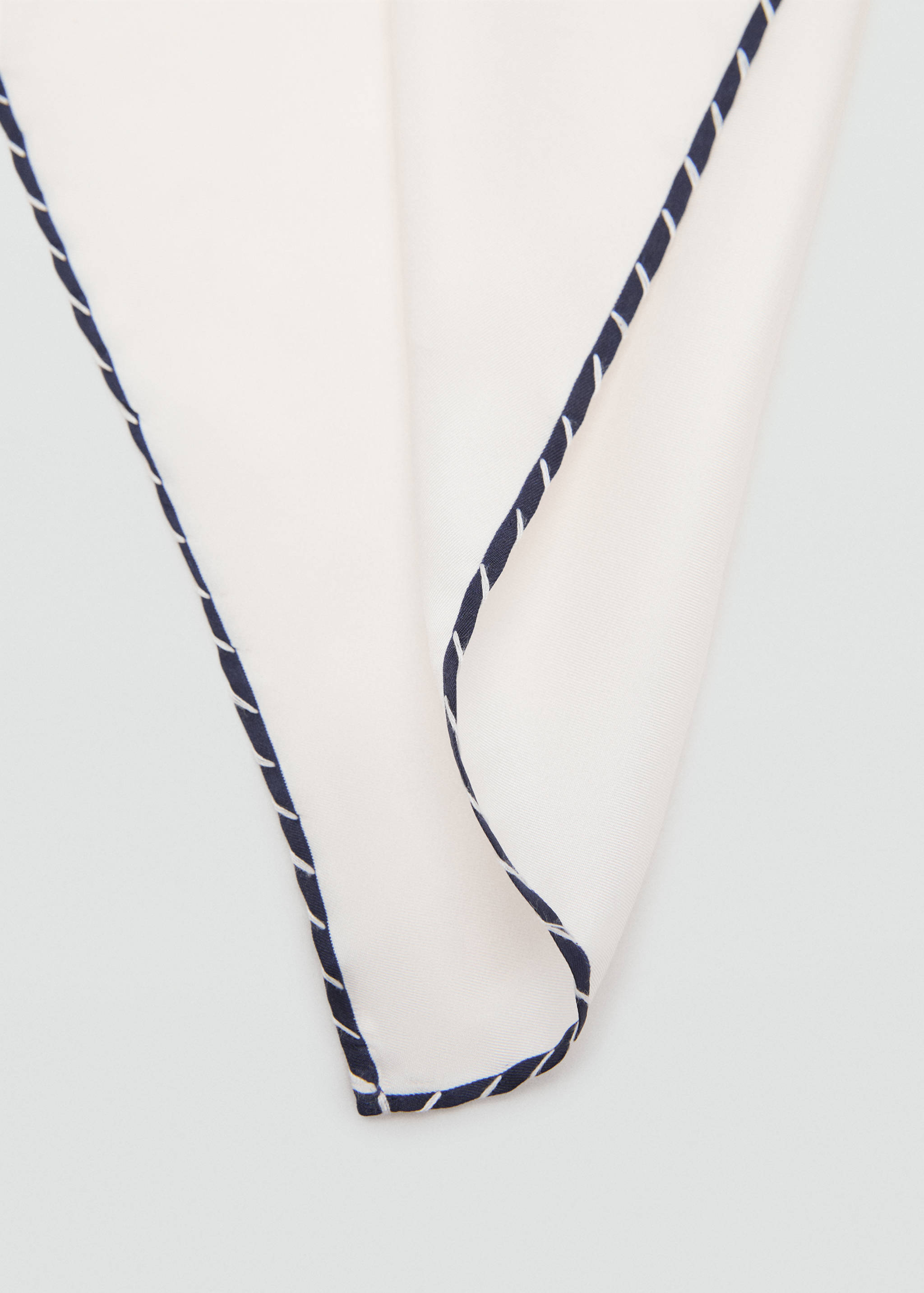 100% silk embroidered pocket handkerchief - Medium plane