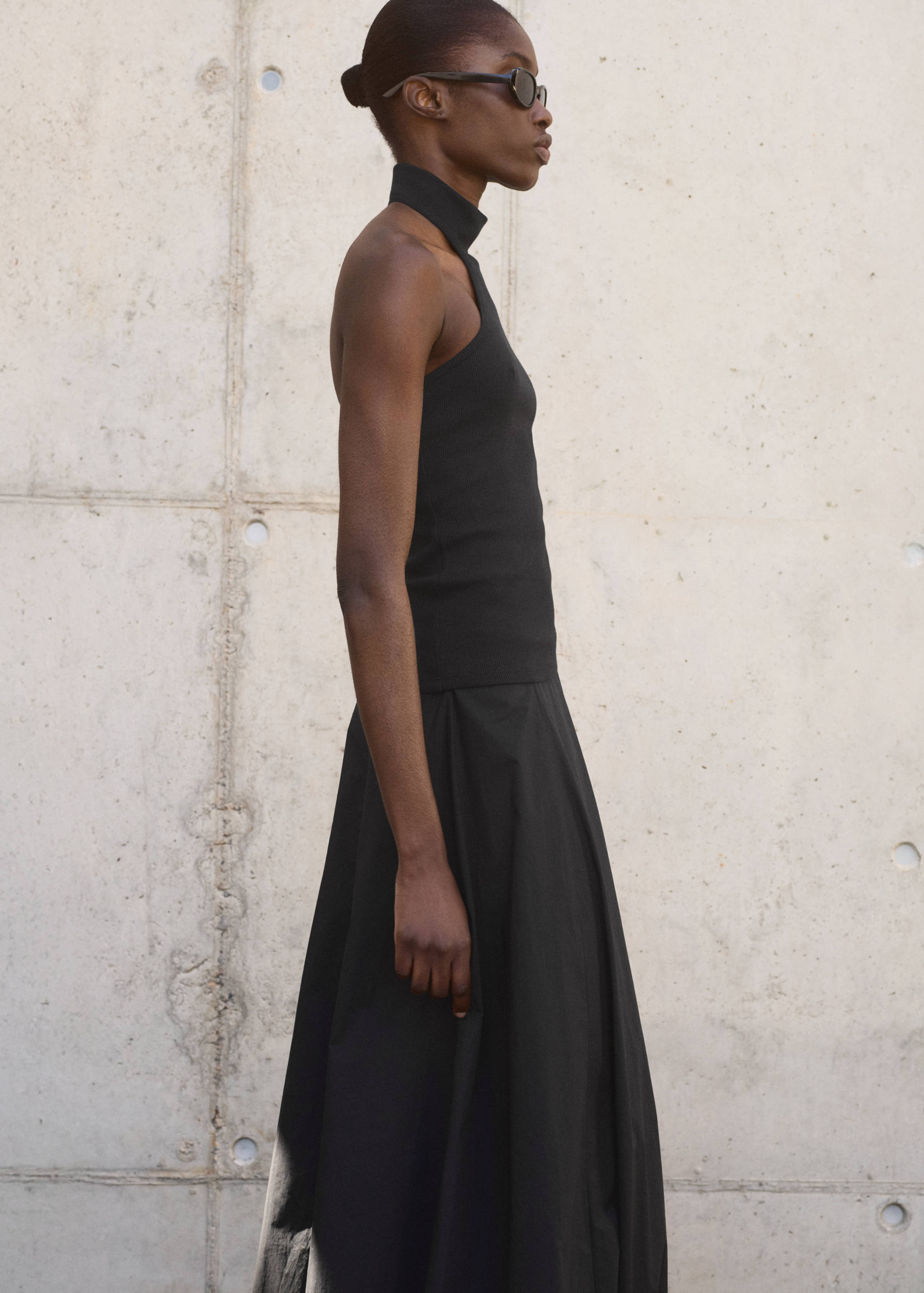 Knit halter top - Details of the article 2