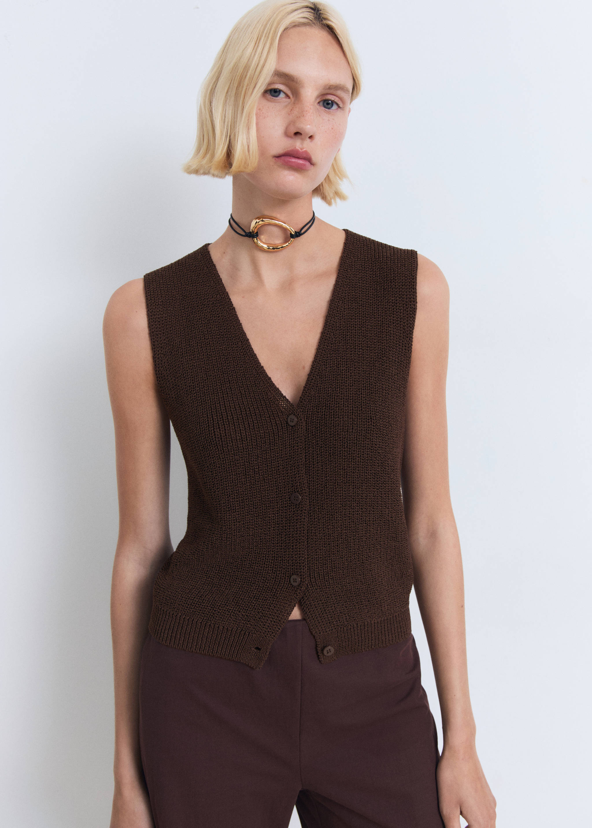 Knitted vest with lace pattern - Details of the article 6