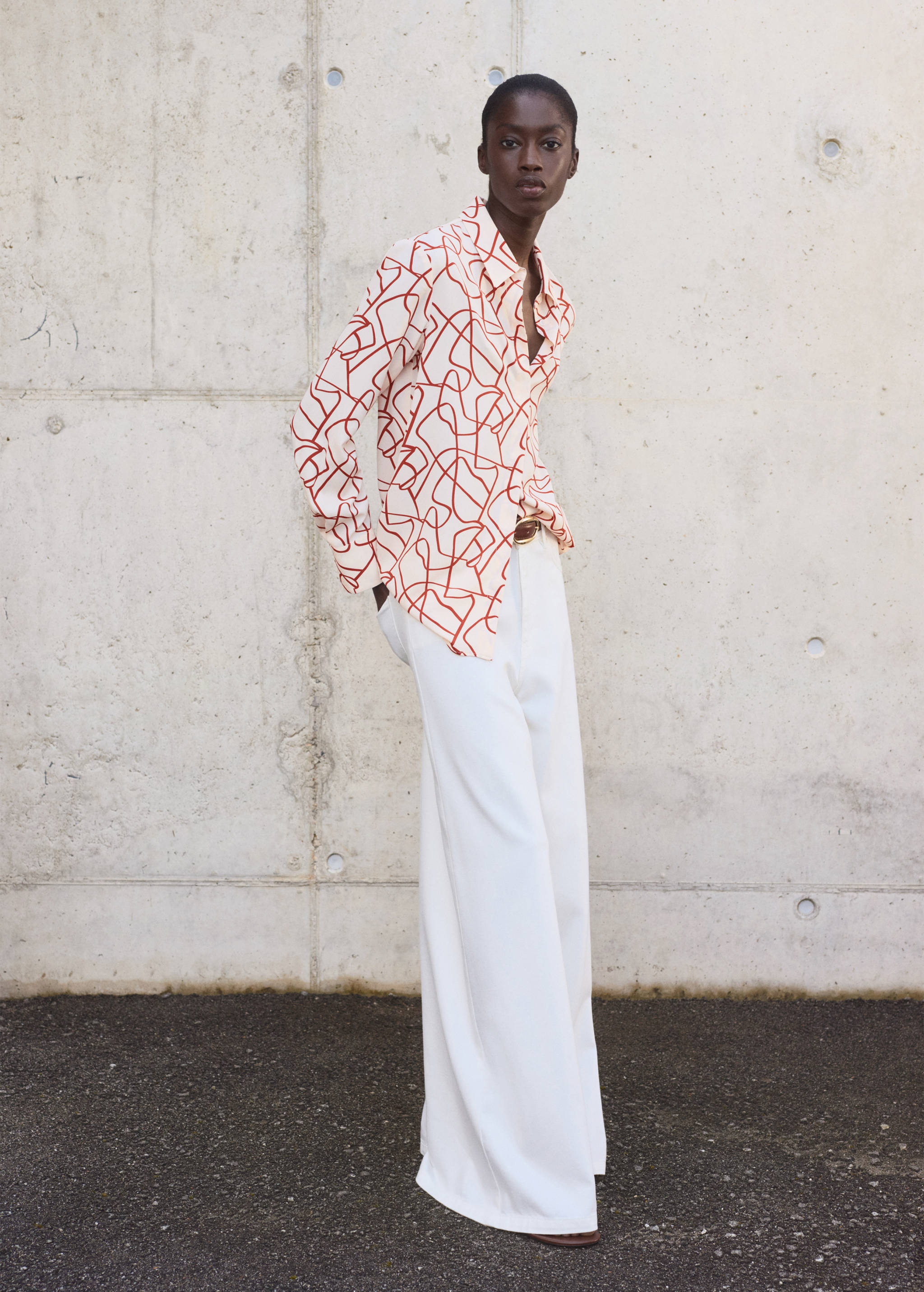 Shirt with abstract print - General plane