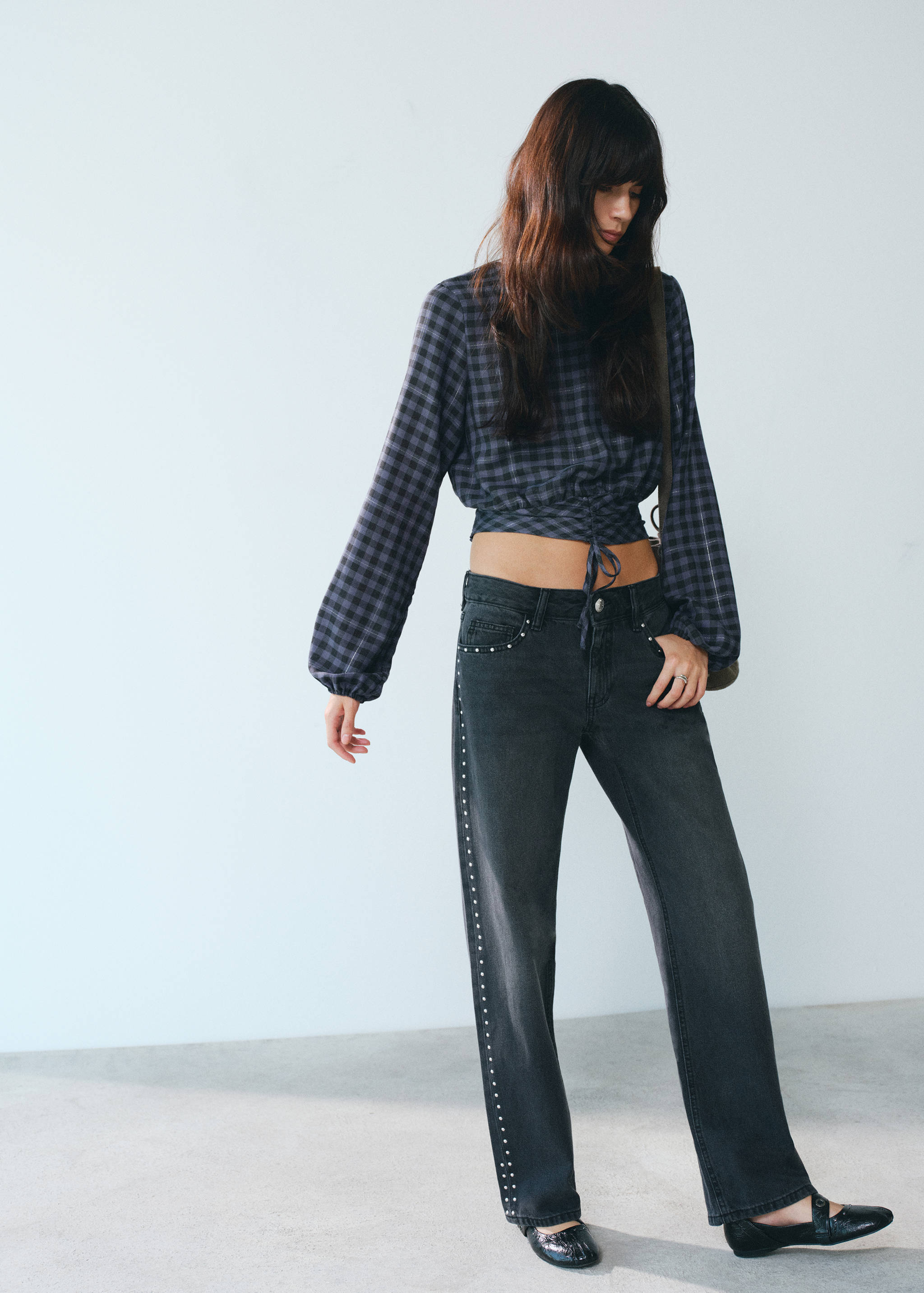Straight-fit jeans with studs - Details of the article 9