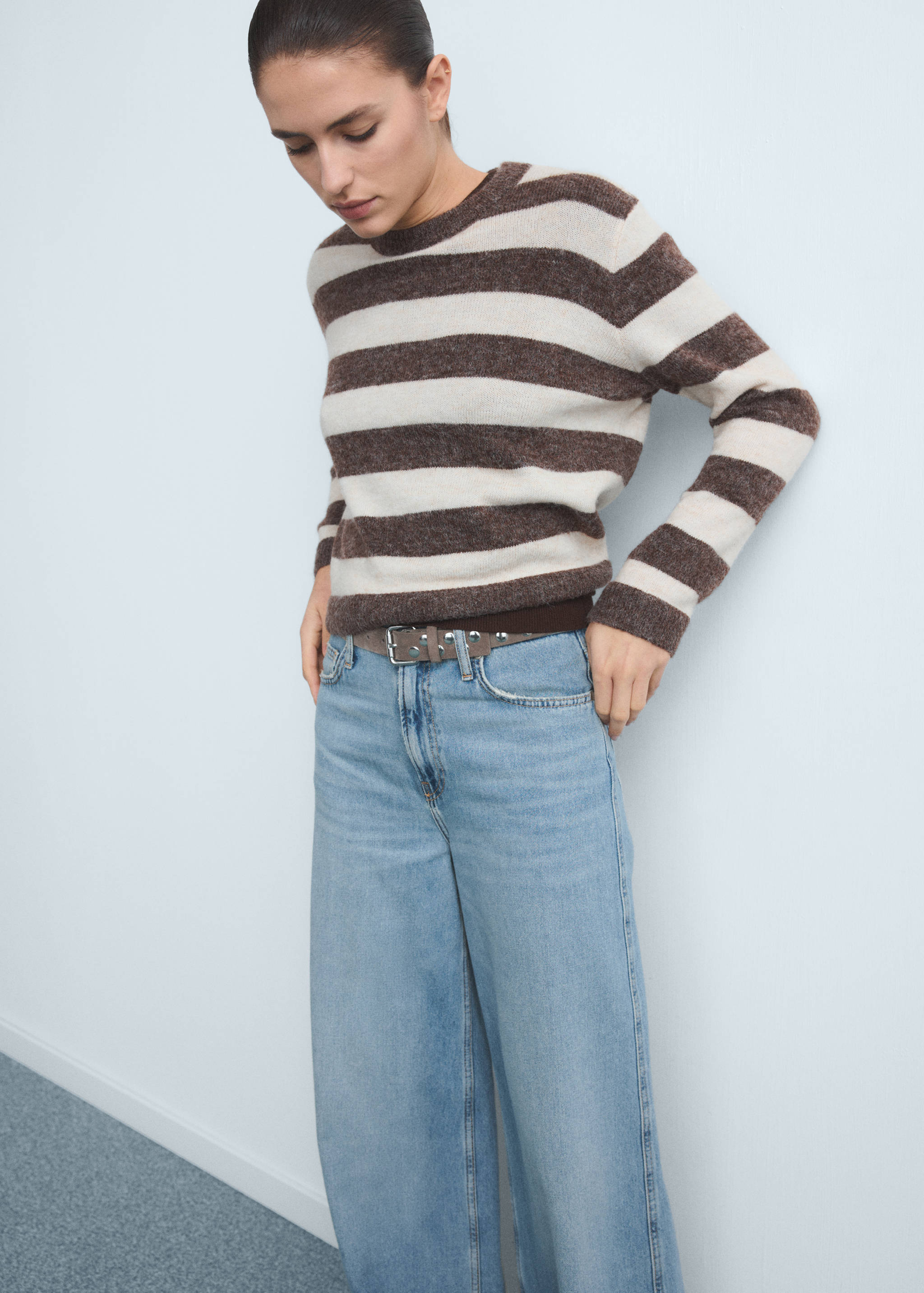 High-waisted wideleg jeans - Details of the article 1