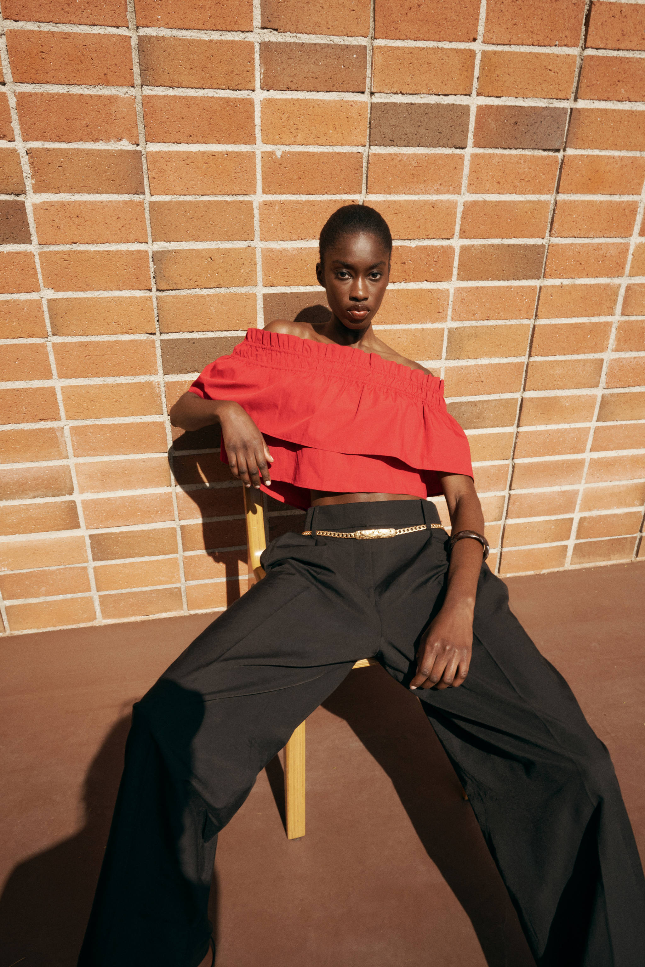 Top palabra de honor con volante - Detalle del artículo 7