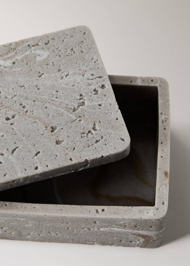 Stone-effect resin box — Grey