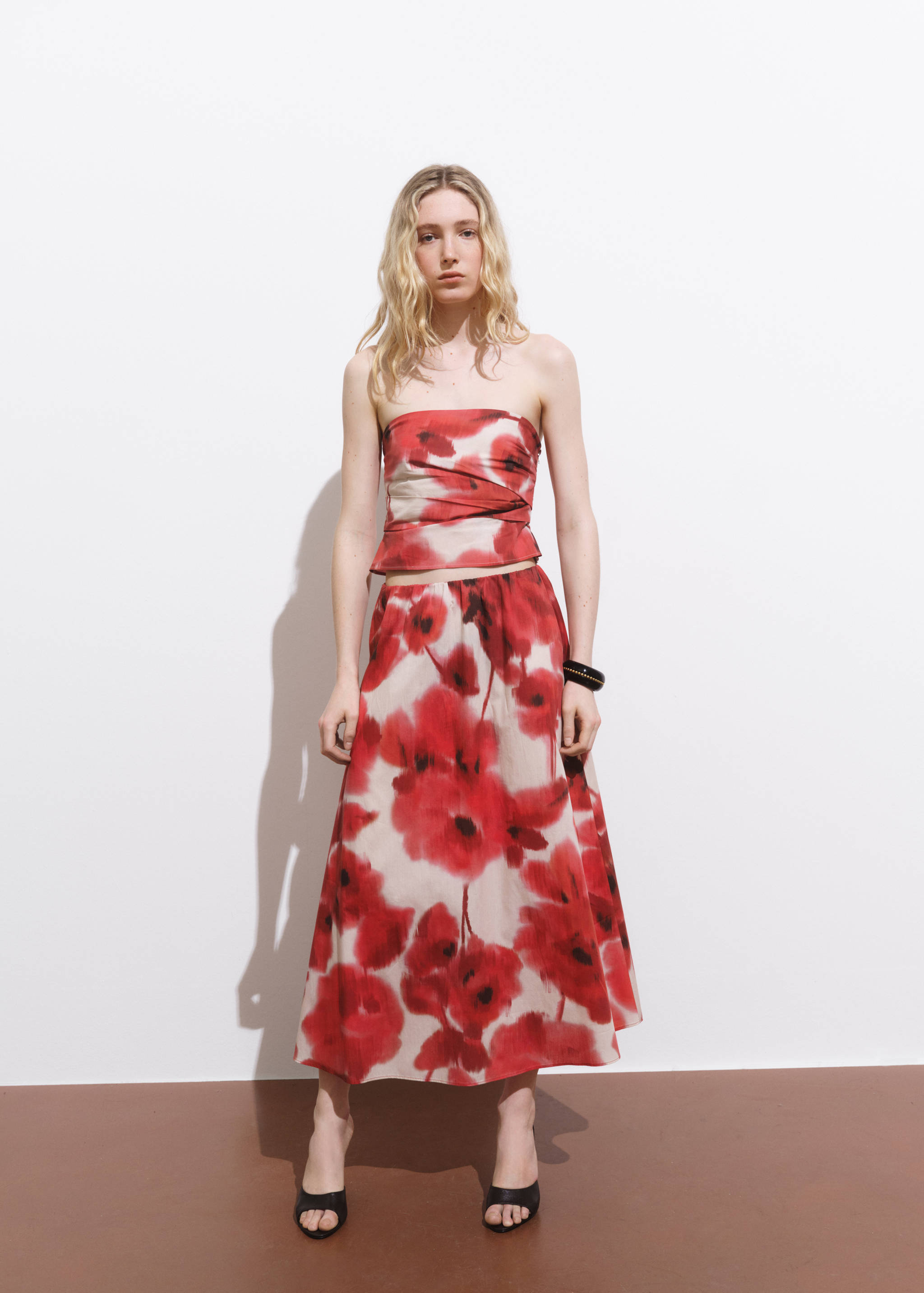 Top bandeau com estampado floral - Plano geral