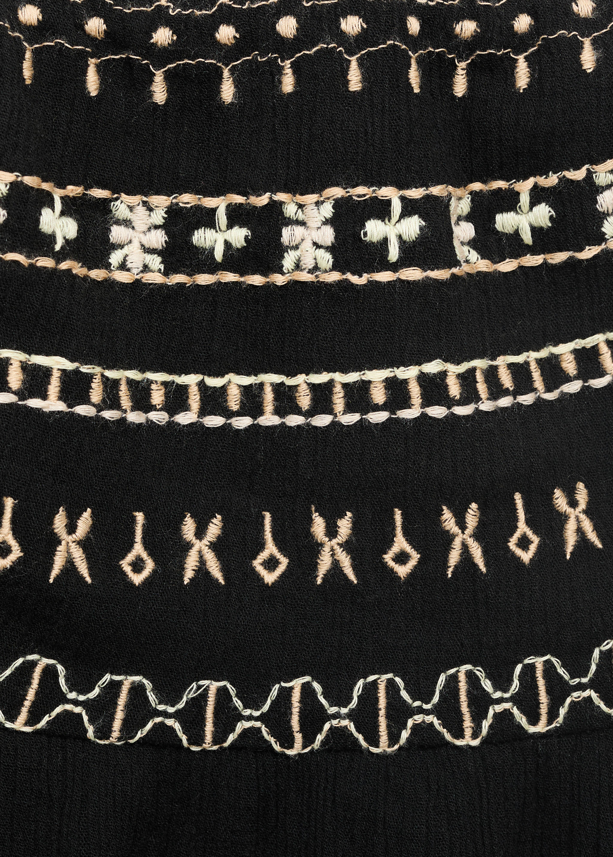 Топ с вышивкой без бретелей - Деталь изделия 8