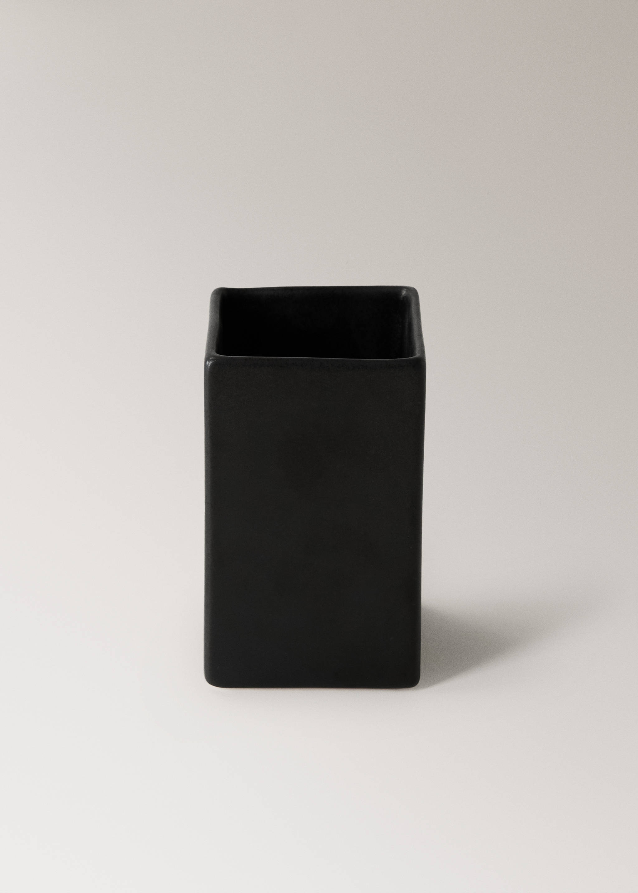 Stoneware bathroom glass with mattefinish - Details of the article 1