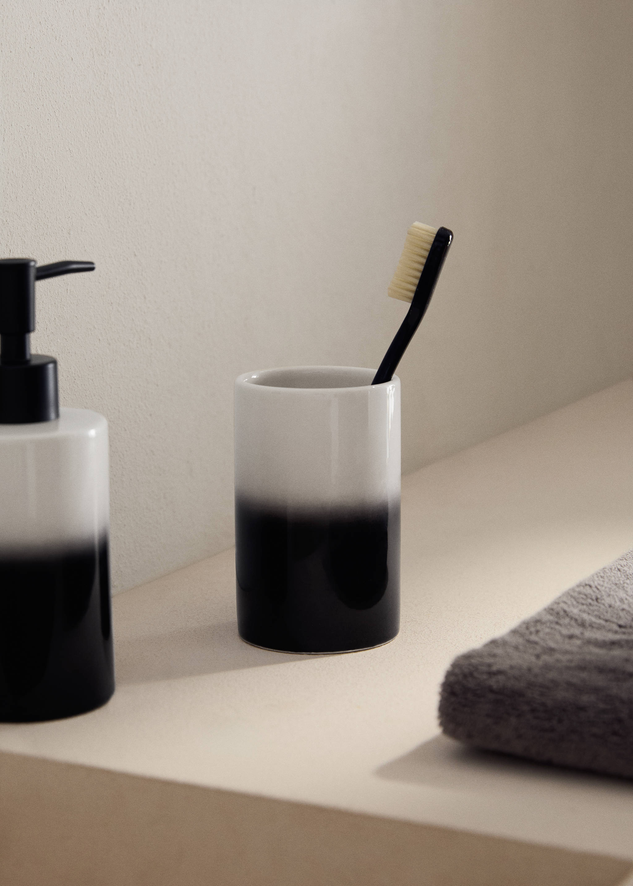 Színátmenetes fajansz fogmosópohár - Általános sík