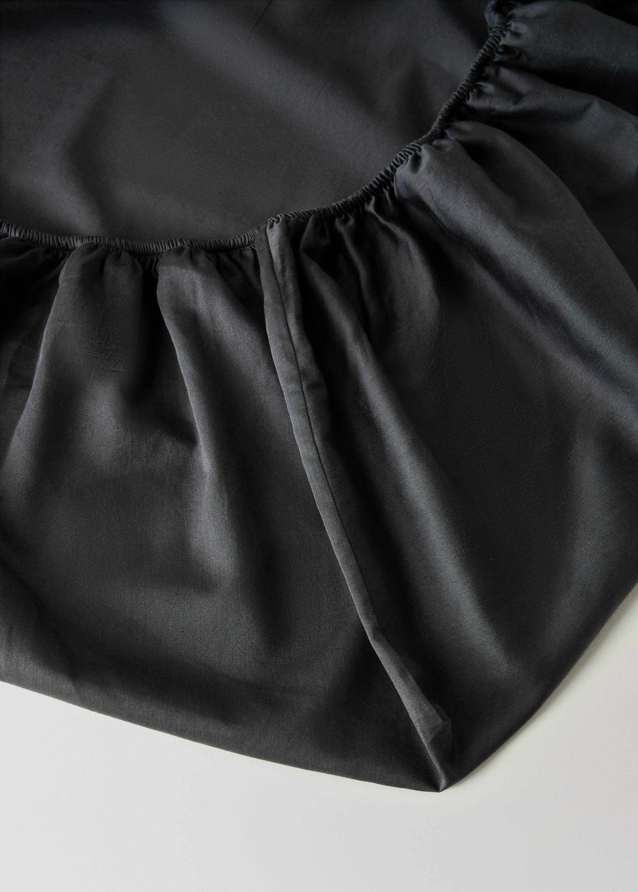 Washed cotton satin fitted sheet Single bed - Details of the article 1