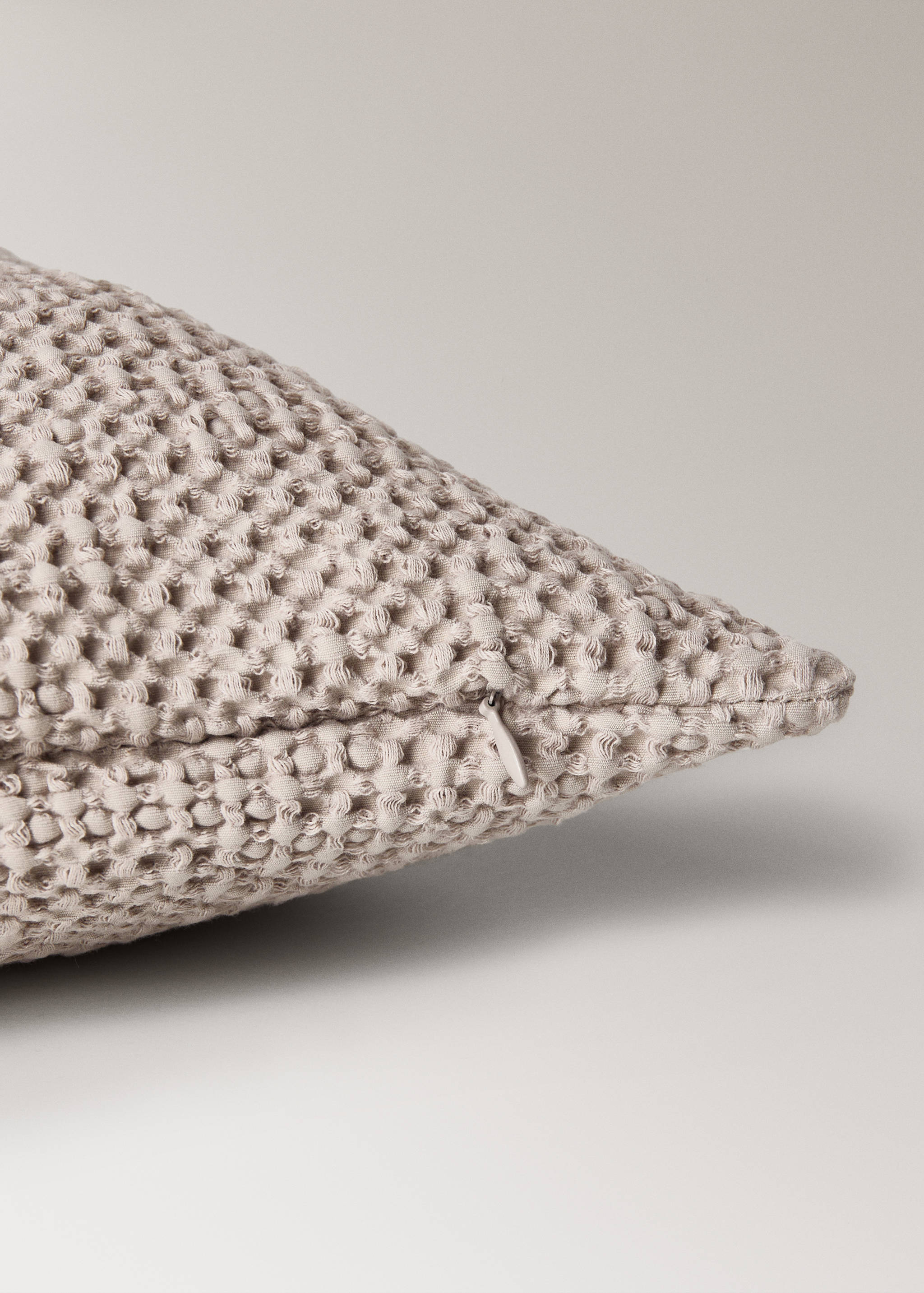 Children’s waffle-cotton garment-dyed cushion cover  40x40cm - Details of the article 3