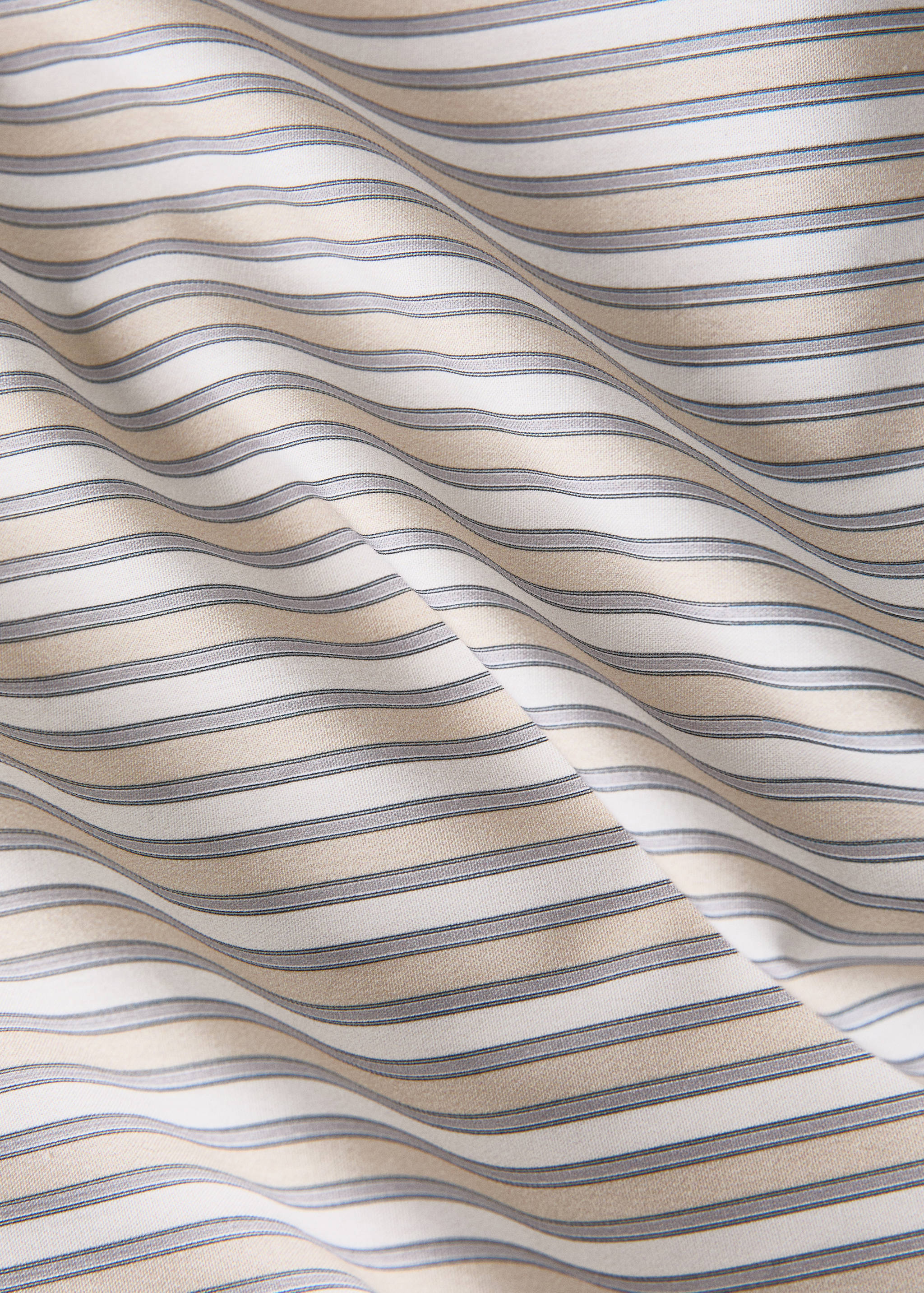Percale cotton fitted sheet with fine-stripe print for cot - Details of the article 2