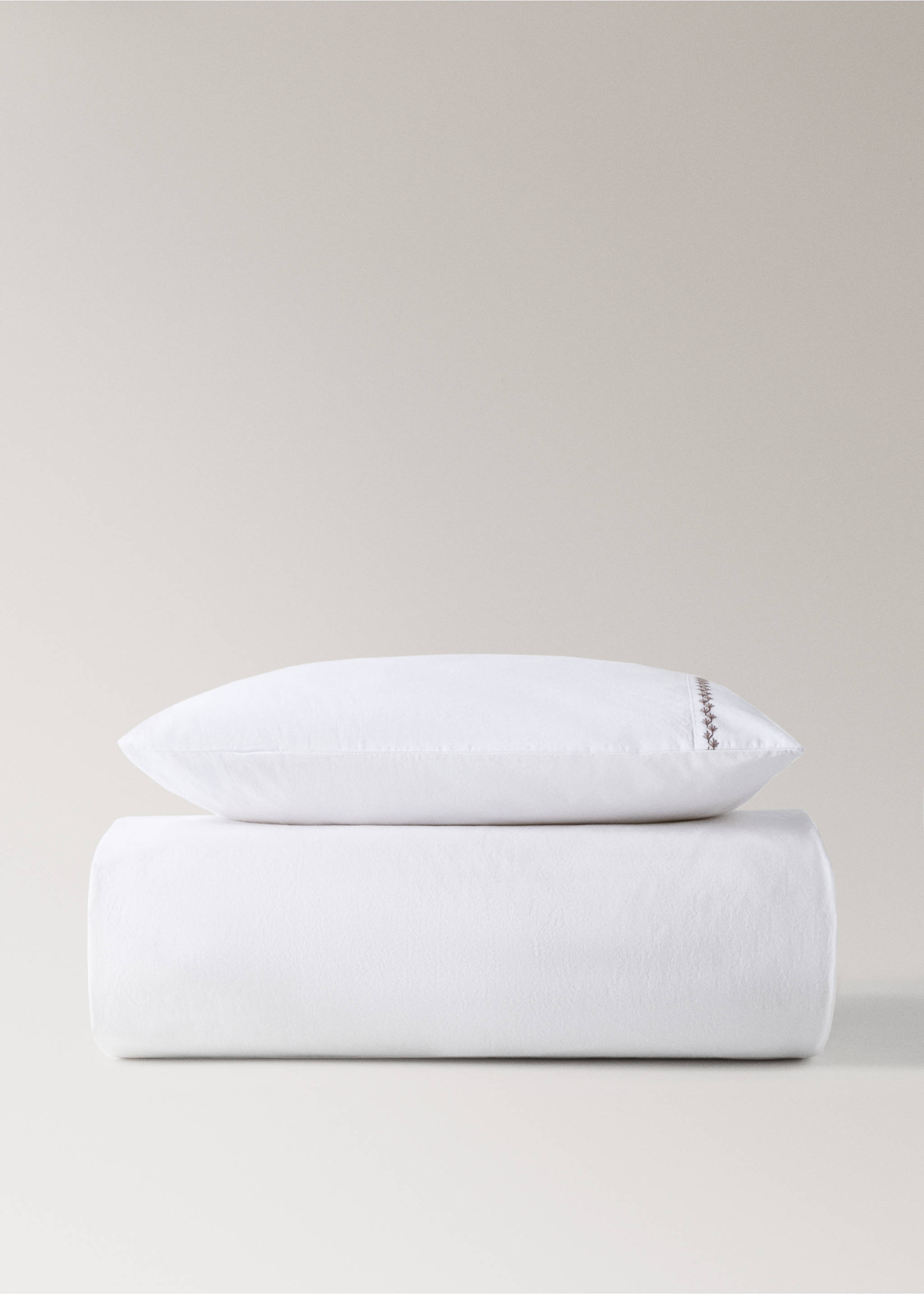 Cotton and linen duvet cover with embroidered hedgehogs for cot - Details of the article 1, White. Ref: 17091555-00.