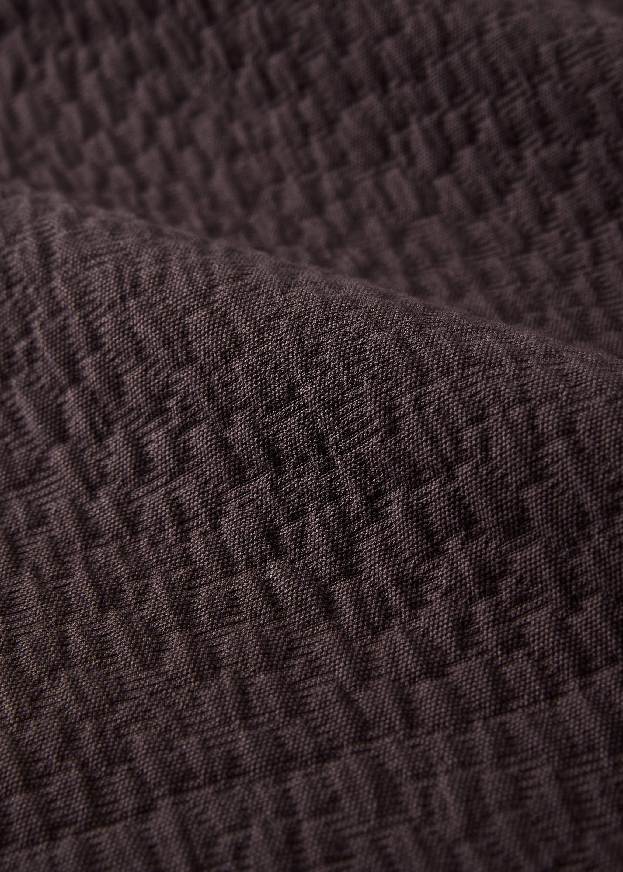 Garment-dyed textured cotton bedspread for 130/150 cm bed - Details of the article 2