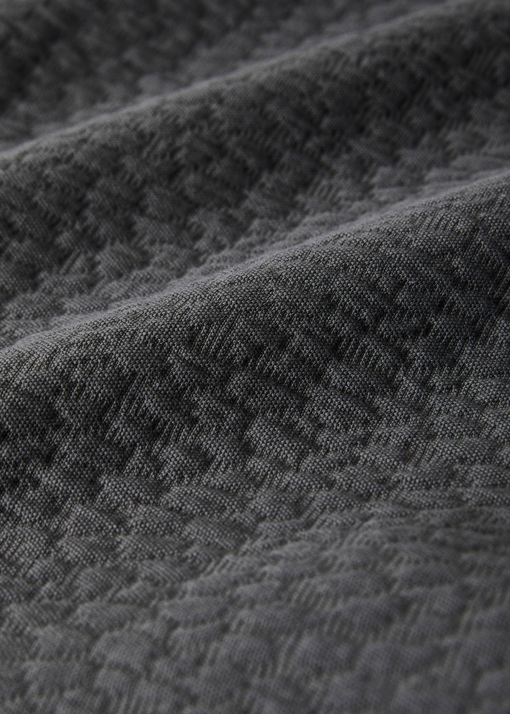 Garment-dyed textured cotton bedspread for 130/150 cm bed - Details of the article 2