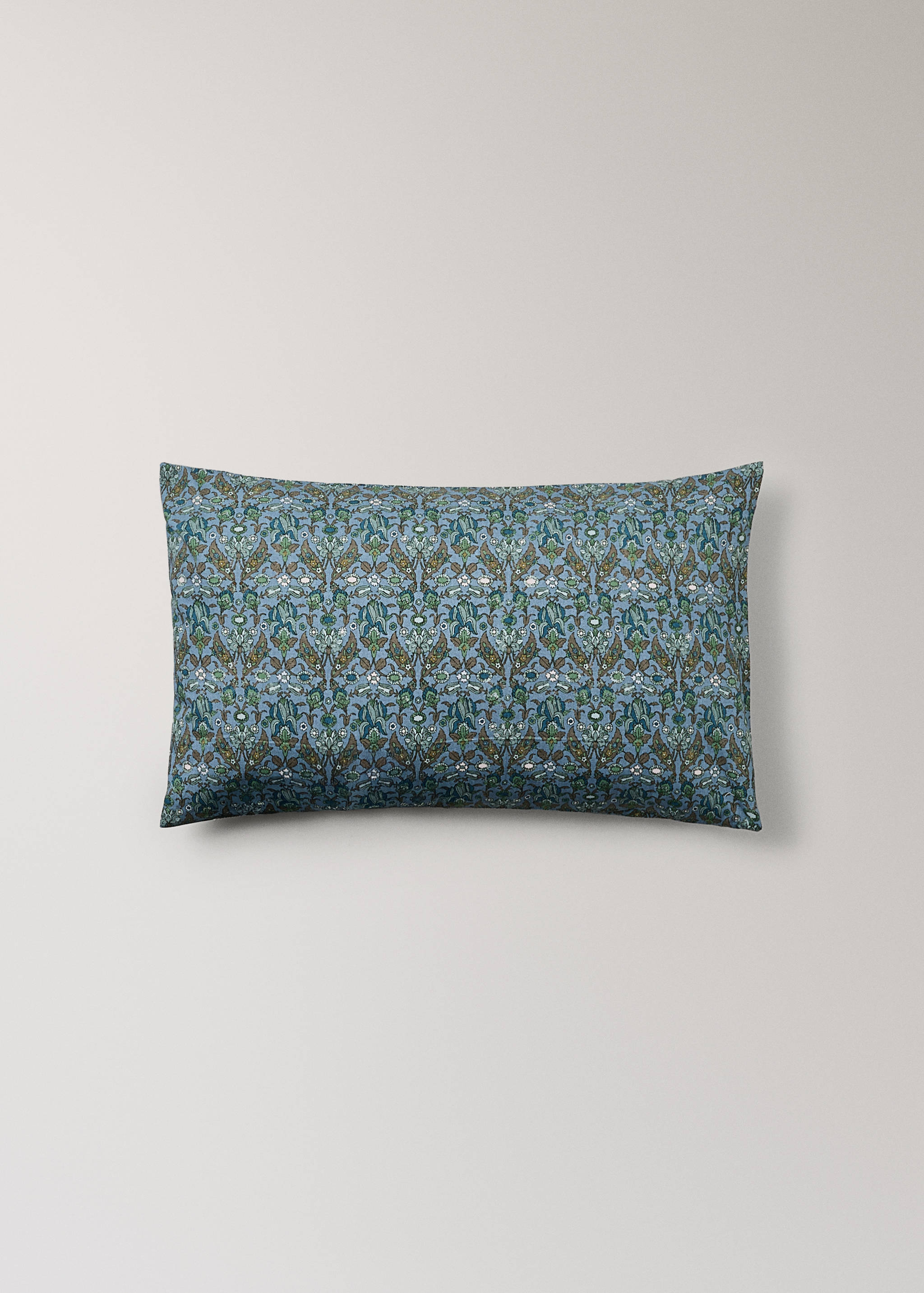 Percale cotton children's pillowcase with small floral print 30x50 cm - Article without model