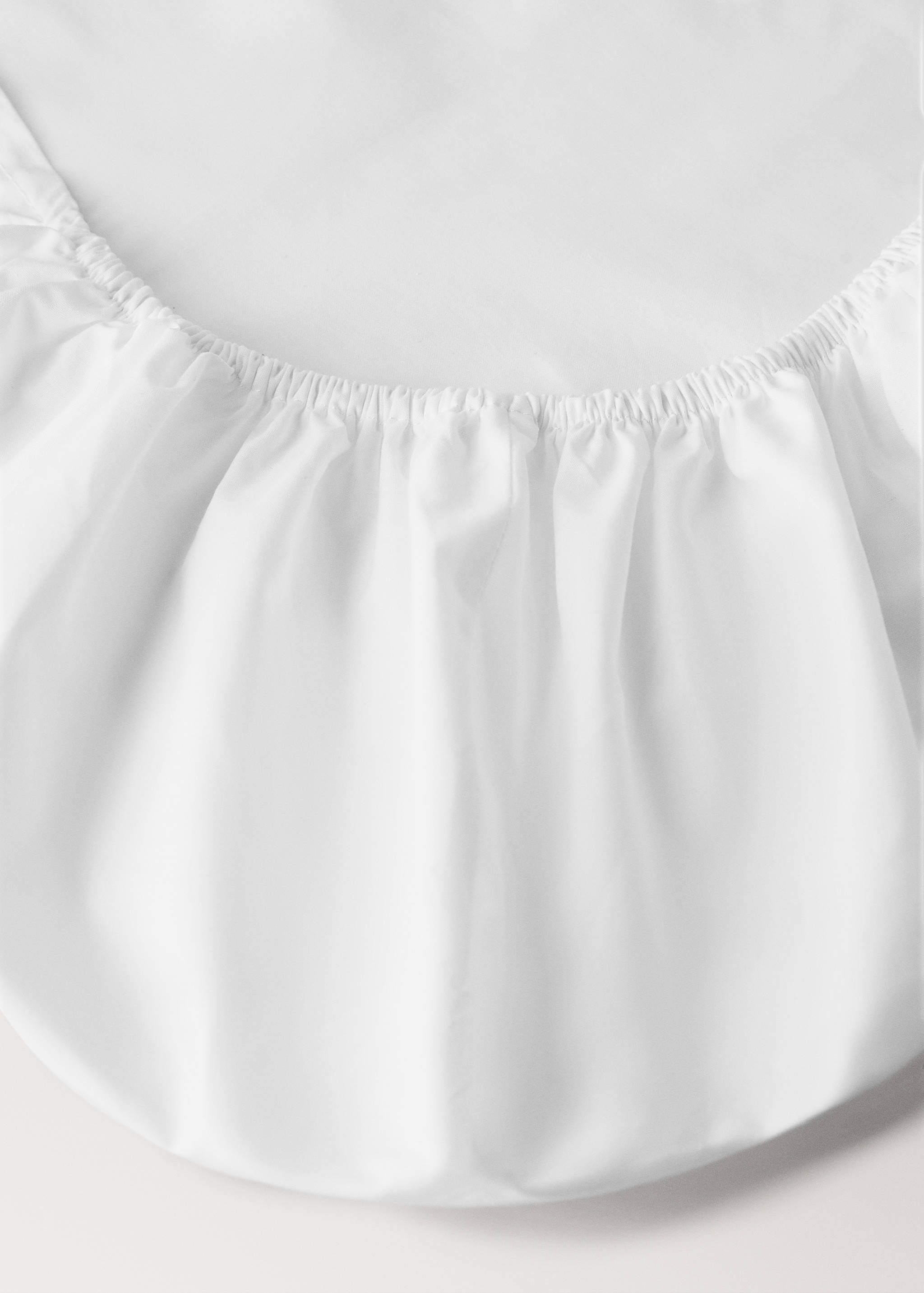 Percale cotton bottom sheet with picueta detail for cot - Details of the article 1