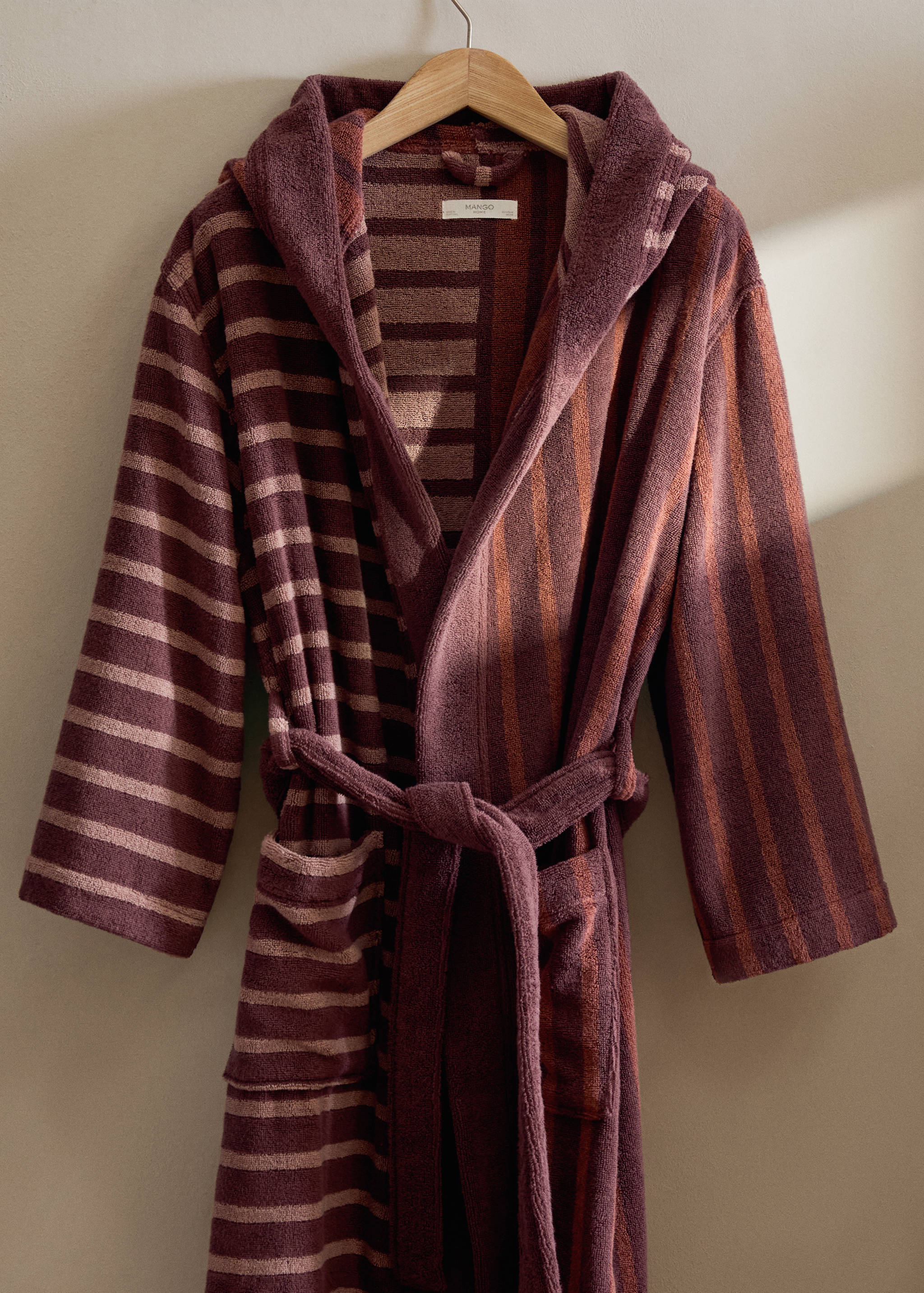 Two-tone striped cotton dressing gown - General plane