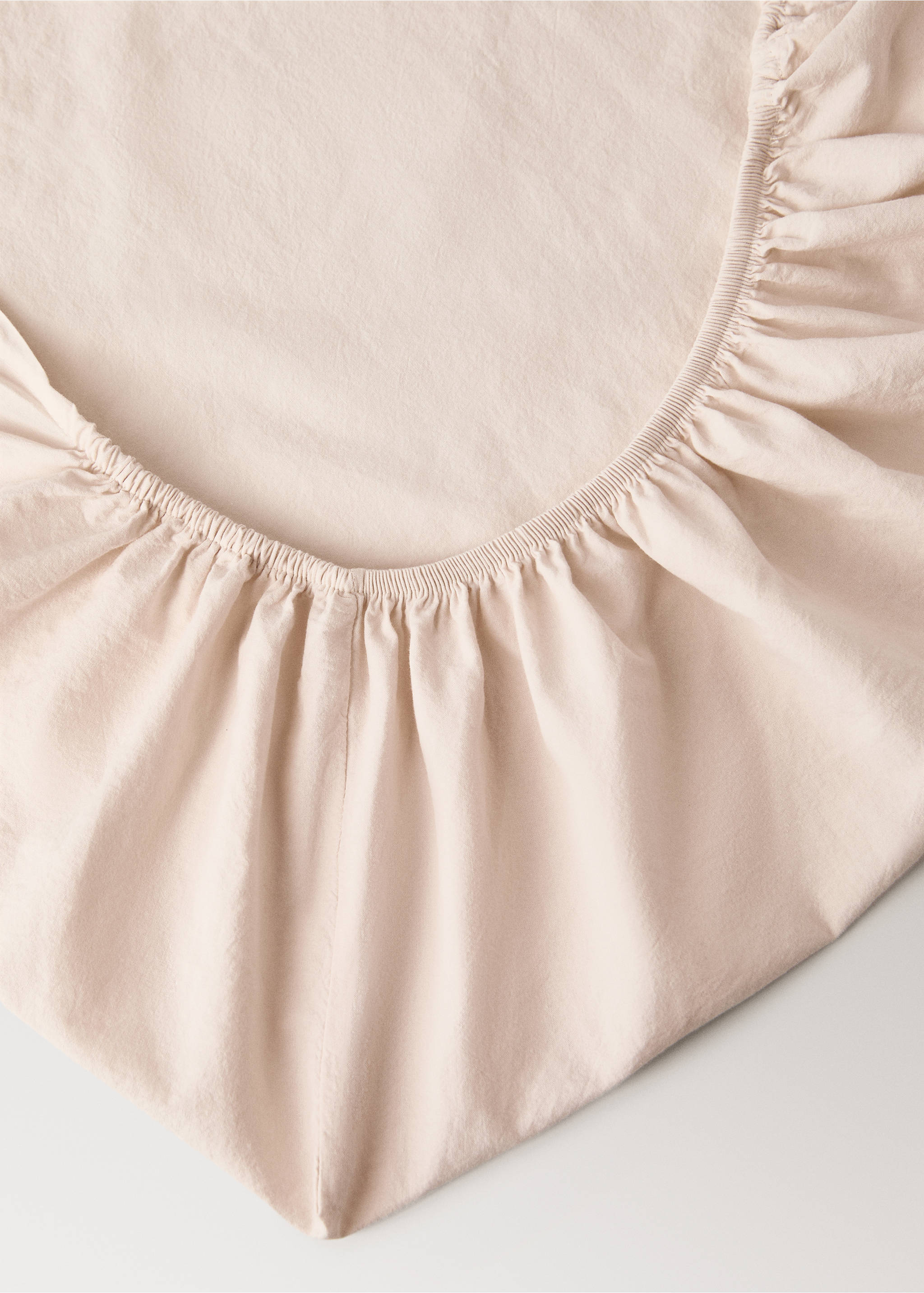 Washed cotton double-stitched fitted sheet for cot - Details of the article 1, Ecru. Ref: 17091564-00.