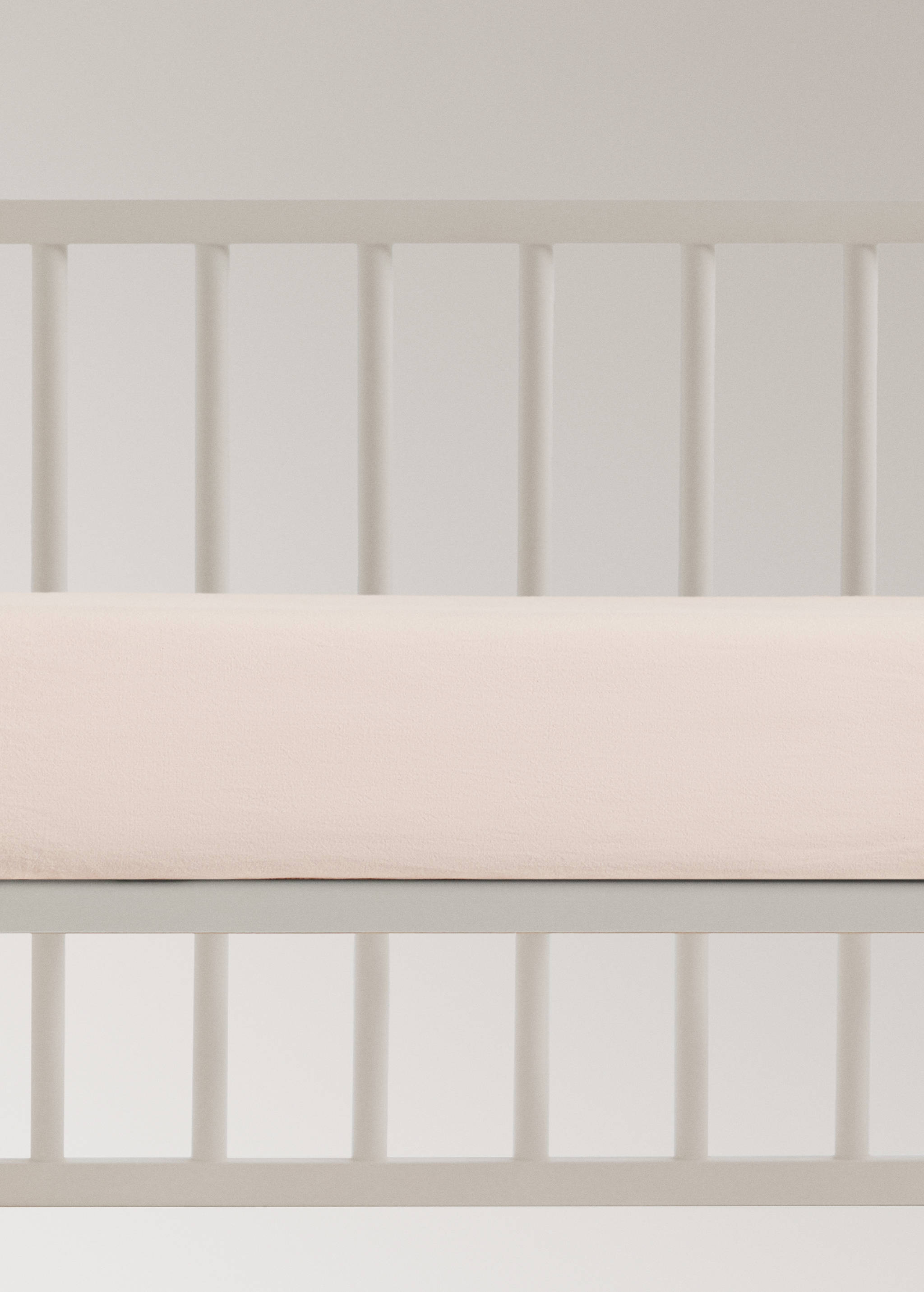 Washed cotton double-stitched fitted sheet for cot - Article without model