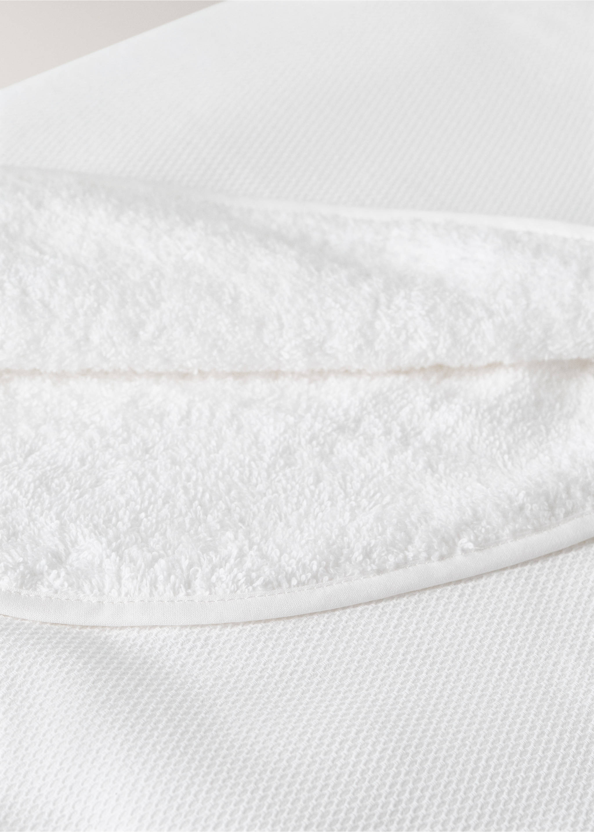 Cotton textured baby blanket - Details of the article 1, White. Ref: 17091567-00.